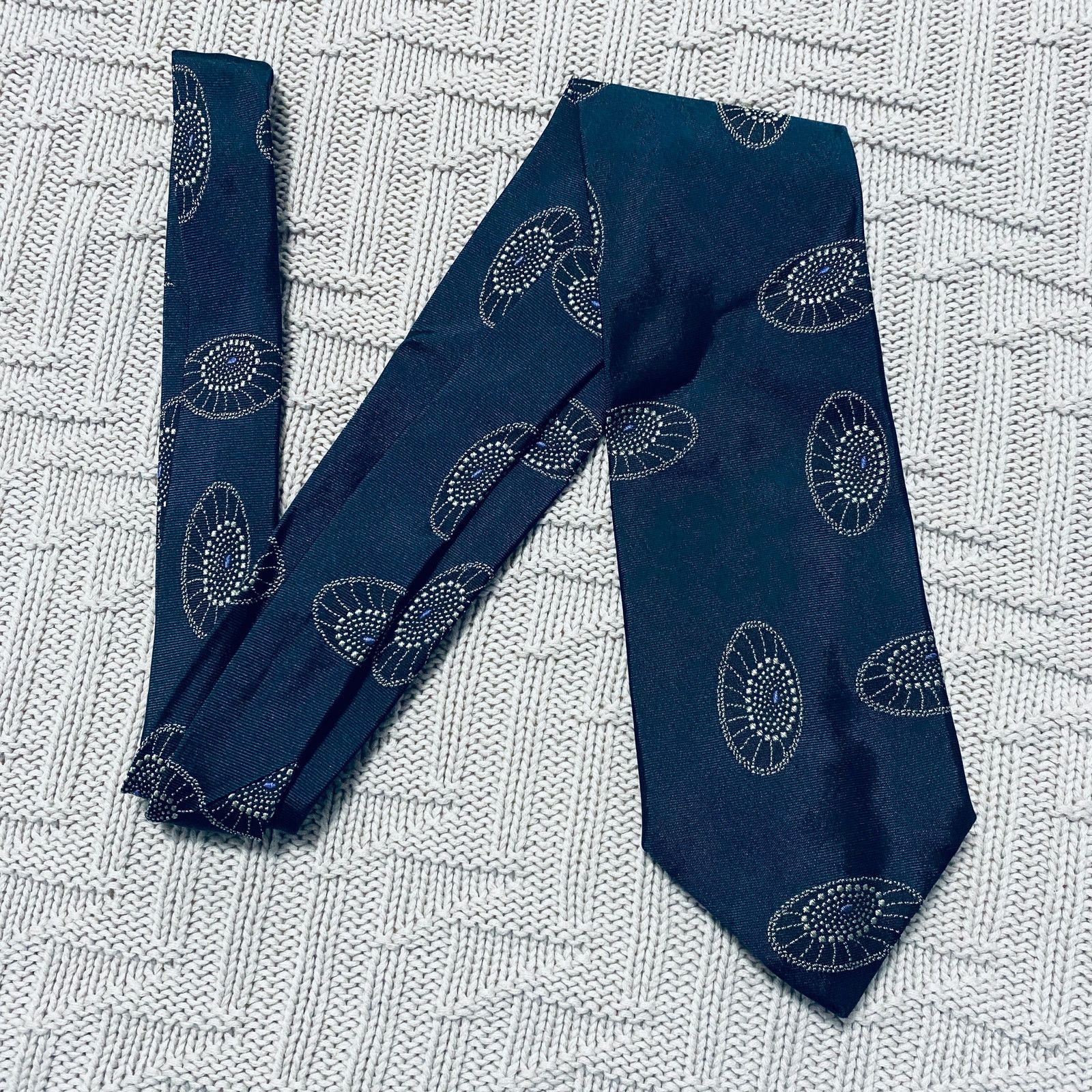 Hugo Boss Hugo Boss navy flying saucer silk tie Size ONE SIZE - 1 Thumbnail