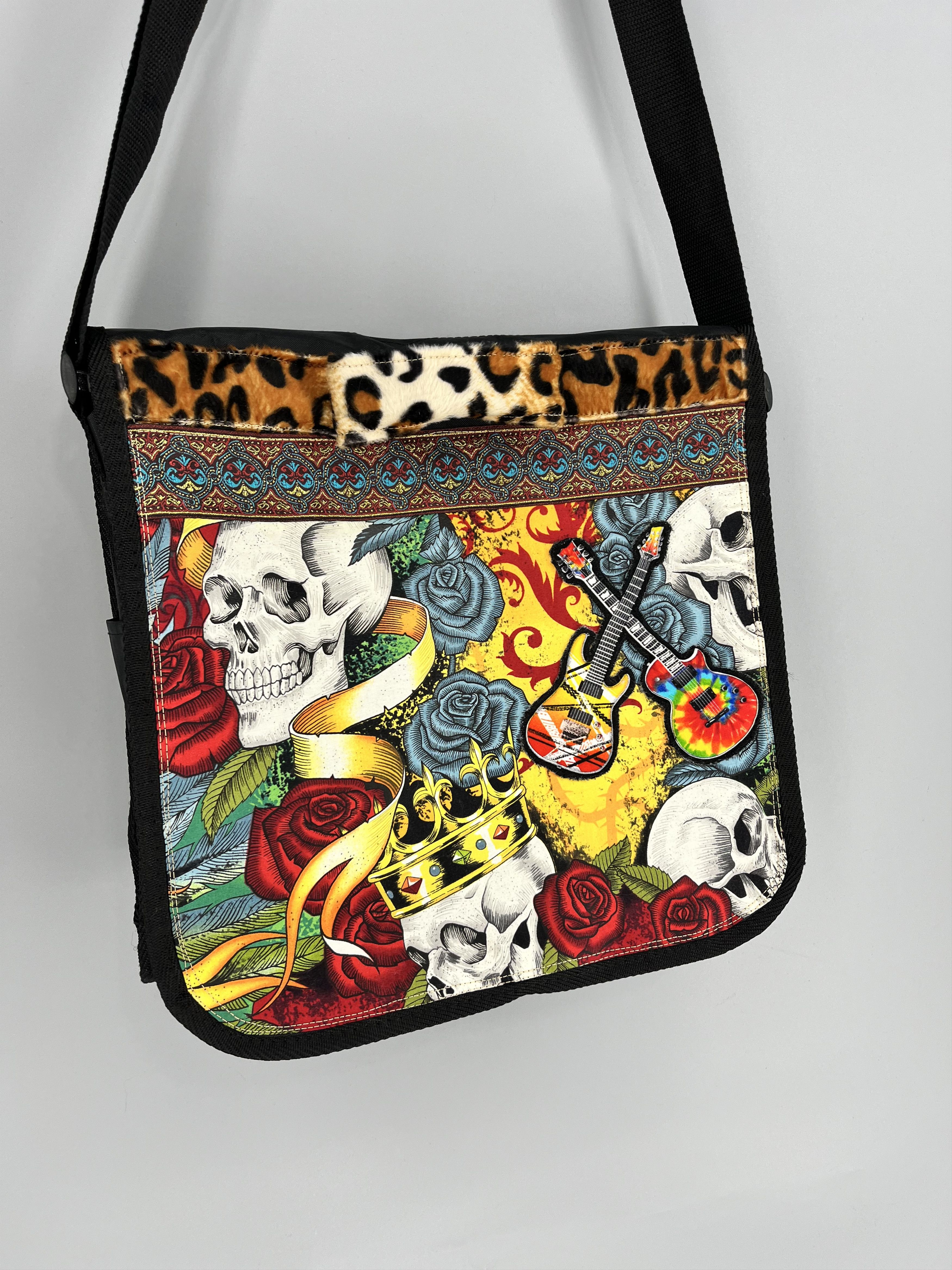 Band Tees SICK🔥90s Quadra Utility Tactical Bag Tribal Metal Rock Size ONE SIZE - 2 Thumbnail