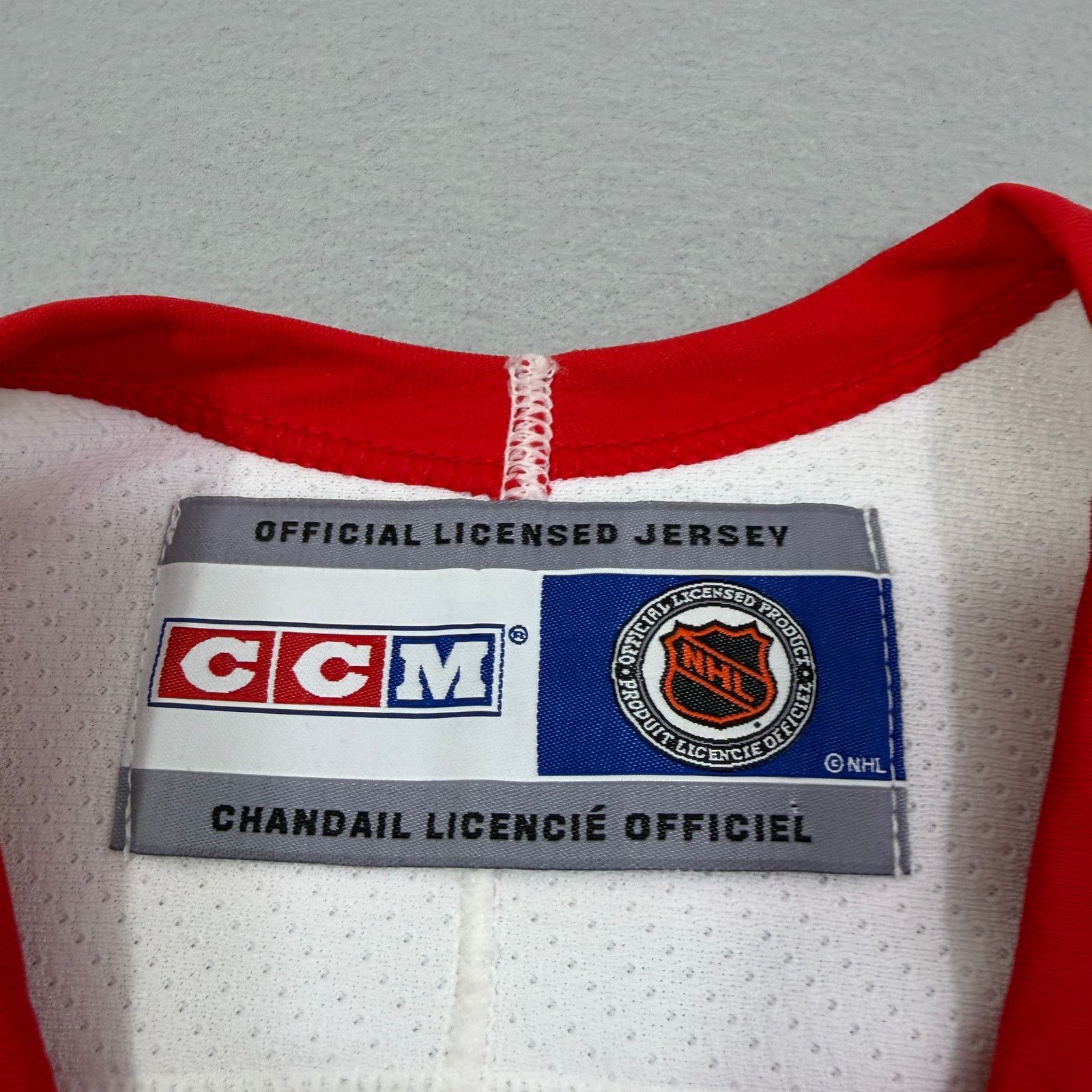 Vintage Vintage CCM Detroit Red Wings Hubbard #31 Hockey Jersey XL Size US XL / EU 56 / 4 - 8 Thumbnail