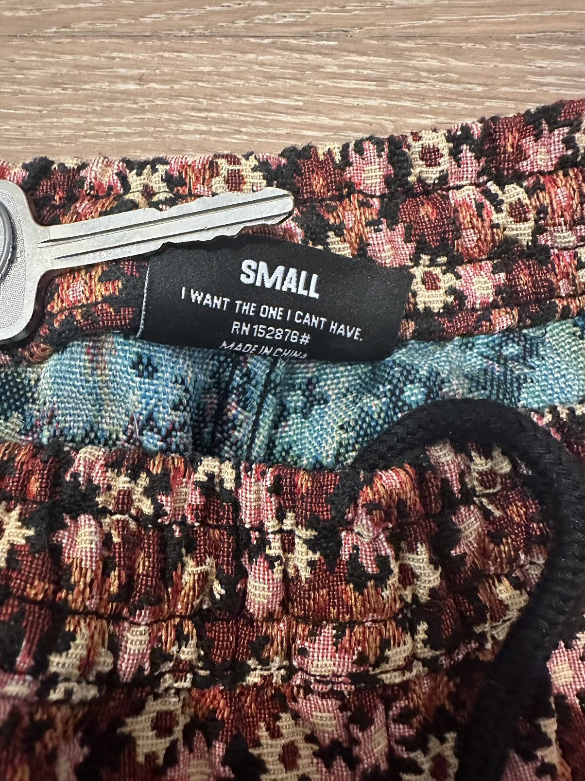 Pleasures Pleasure Flower Short Size US 30 / EU 46 - 3 Thumbnail