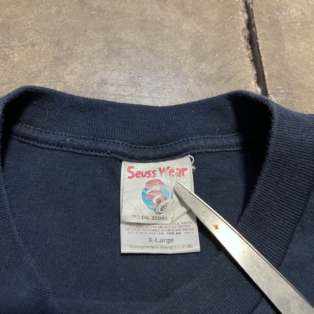 Tultex × Vintage Vintage 90s Grinch Who Stole Christmas Promo Movie T shirt Size US XL / EU 56 / 4 - 6 Thumbnail