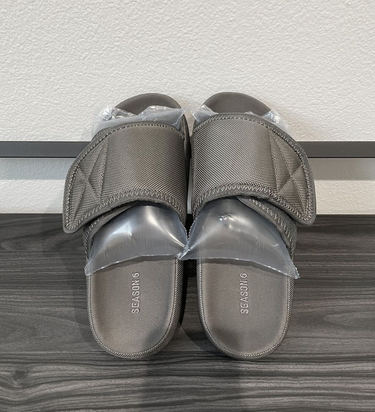 Yeezy 6 Slide | Grailed