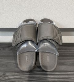 Yeezy season 6 hot sale nylon slipper taupe