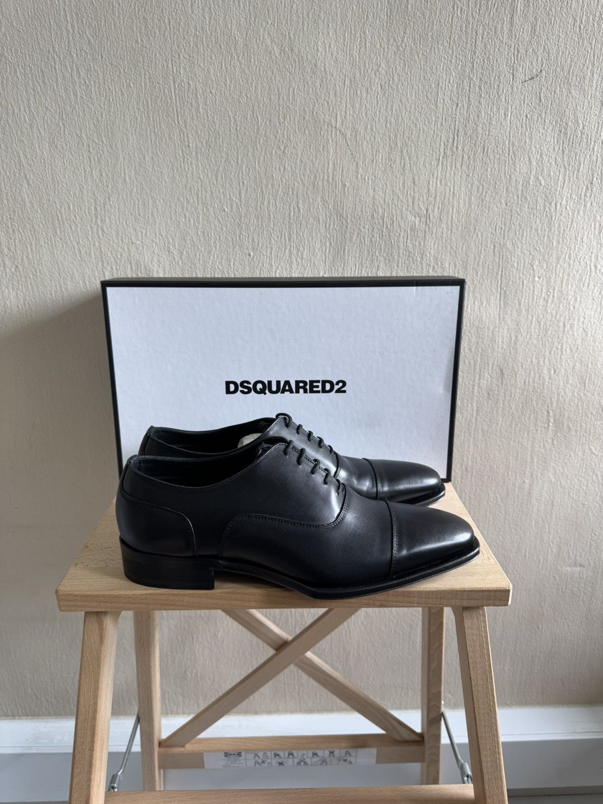 Dsquared2 DSQUARED2 Ubaldo Leather Dress Shoes - Size 41.5  display picture 3