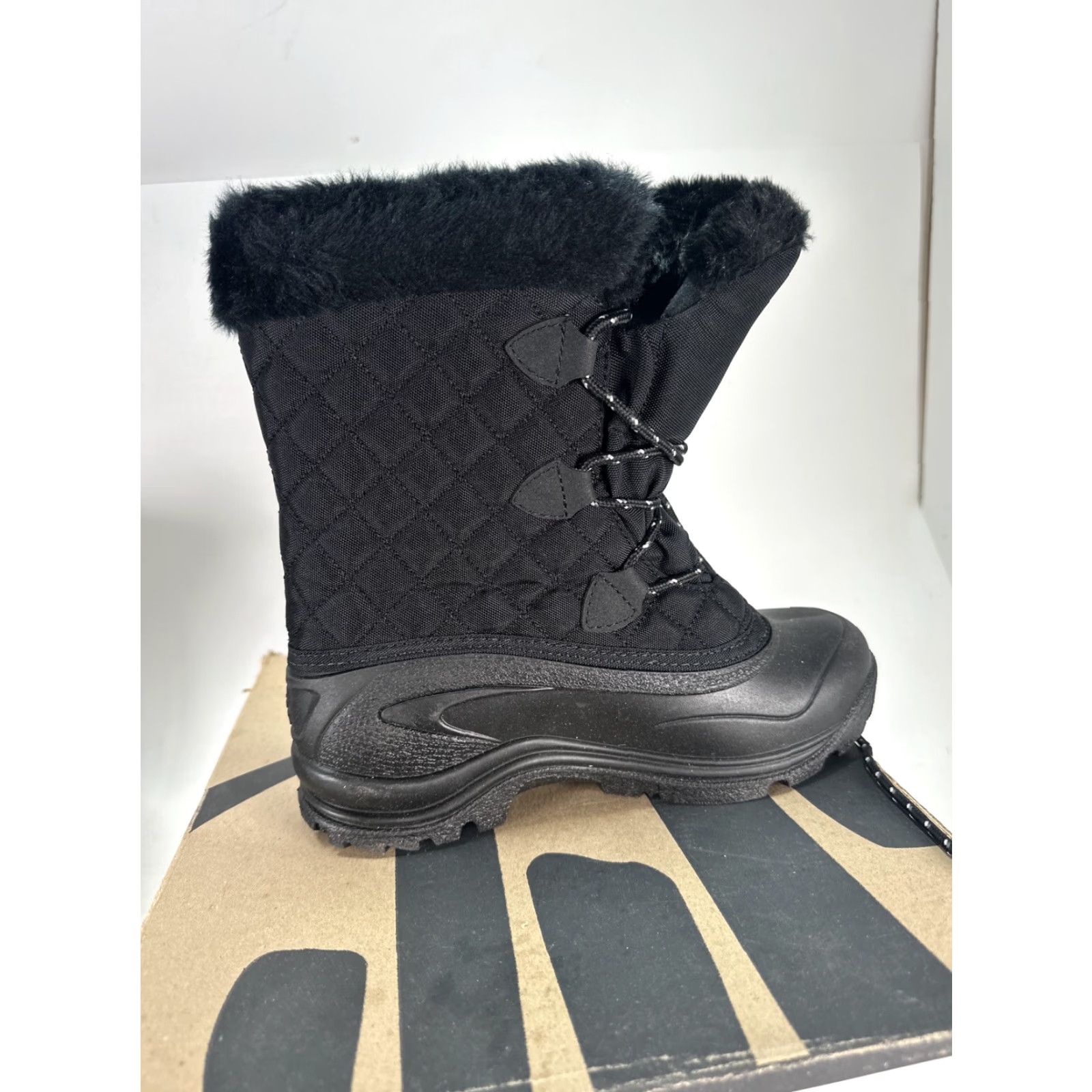 Vintage Kamik Mountsnow Boots Women Size 6 Black Charcoal Faux Fur USA NEW In Box Size US 6 / IT 36 - 7 Thumbnail