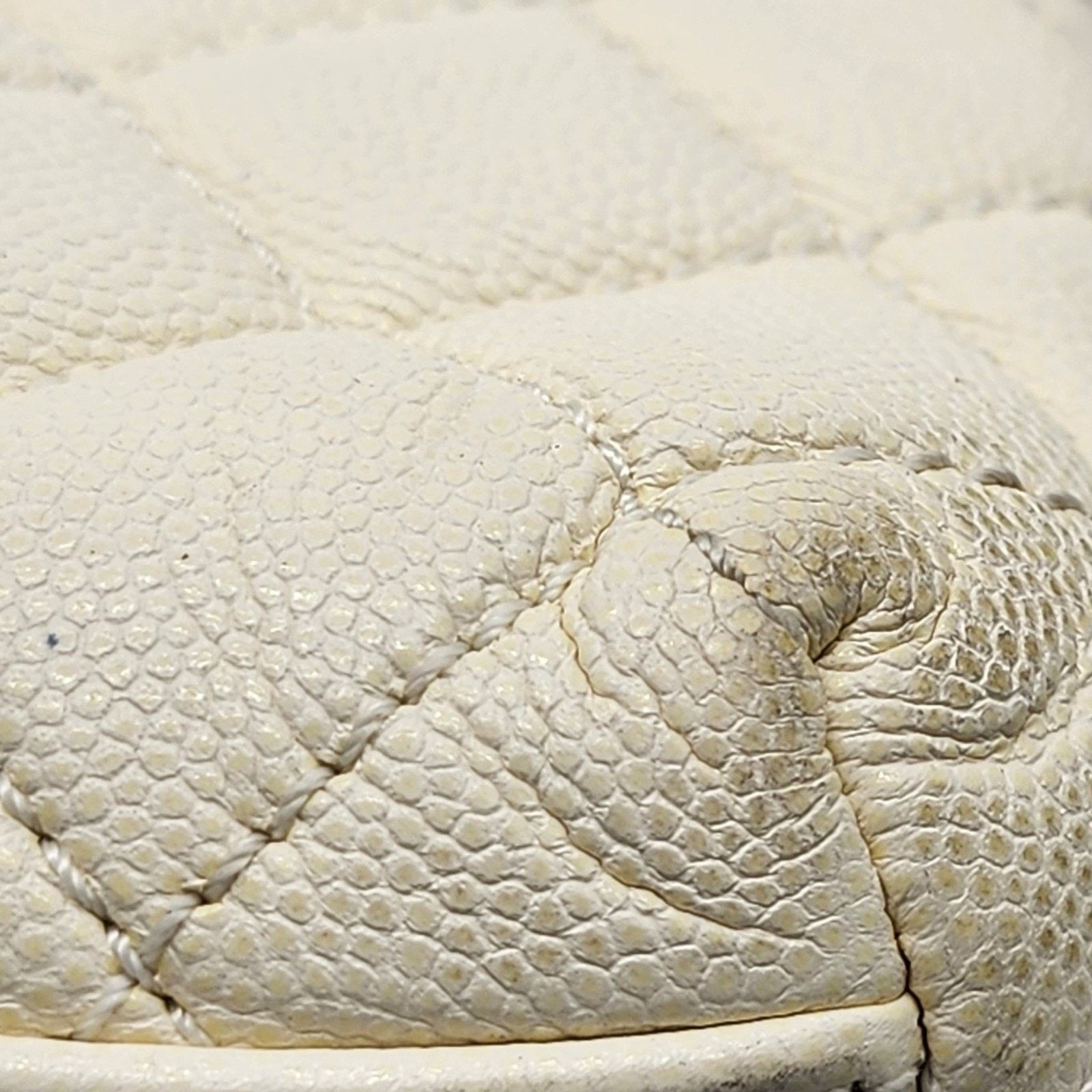 Chanel Coco Top Handle Leather Flap Shoulder Bag White - Preowned Size ONE SIZE - 9 Thumbnail