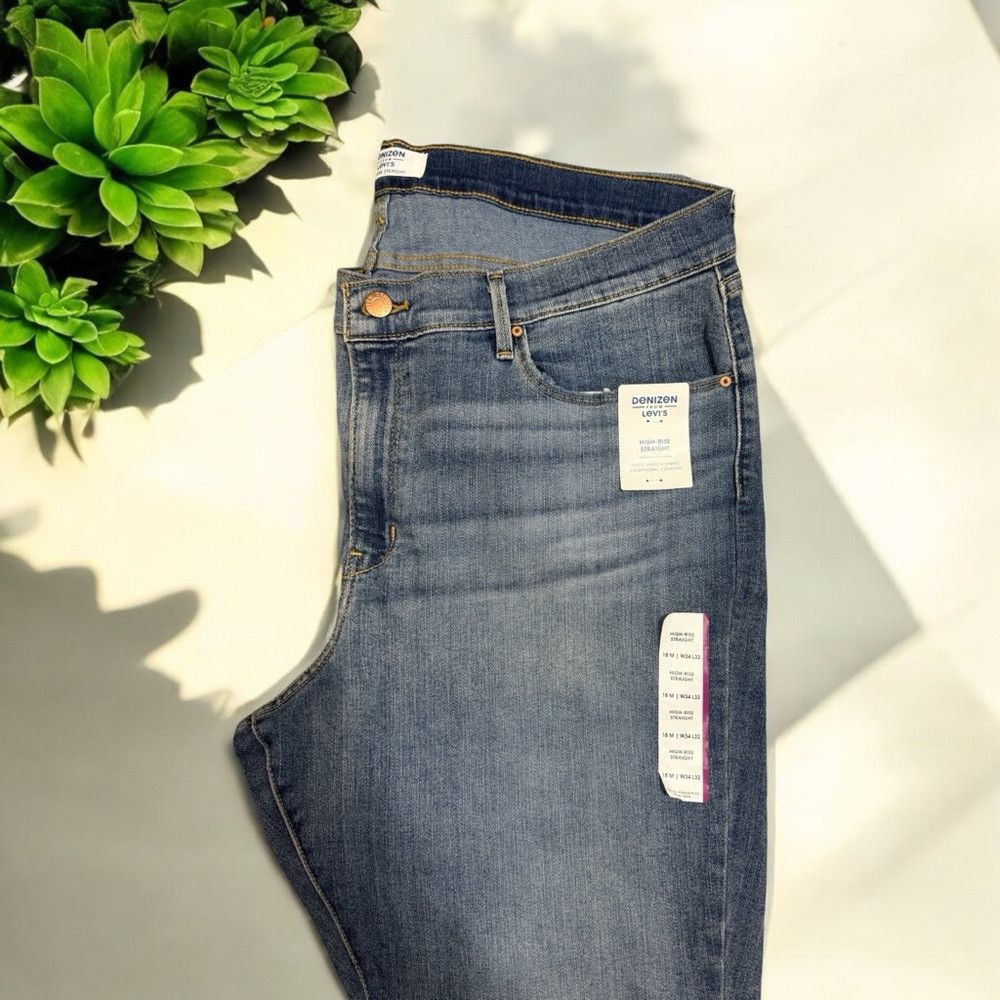 Denizen DENIZEN from Levi's Women's High-Rise Straight Jeans Size 1 Size 34" / US 12 / IT 48 - 1 Thumbnail