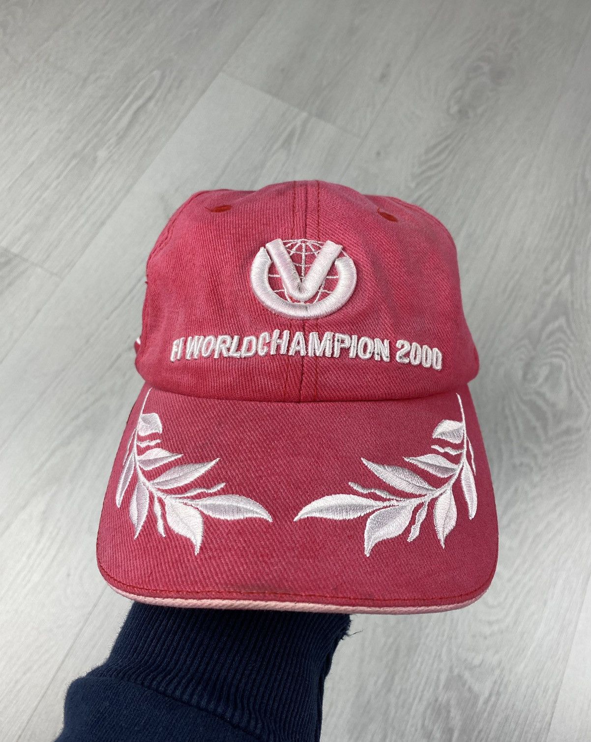 Vintage Vintage Michael Schumacher 2000 World Champion Ferrari Cap Size ONE SIZE - 1 Thumbnail
