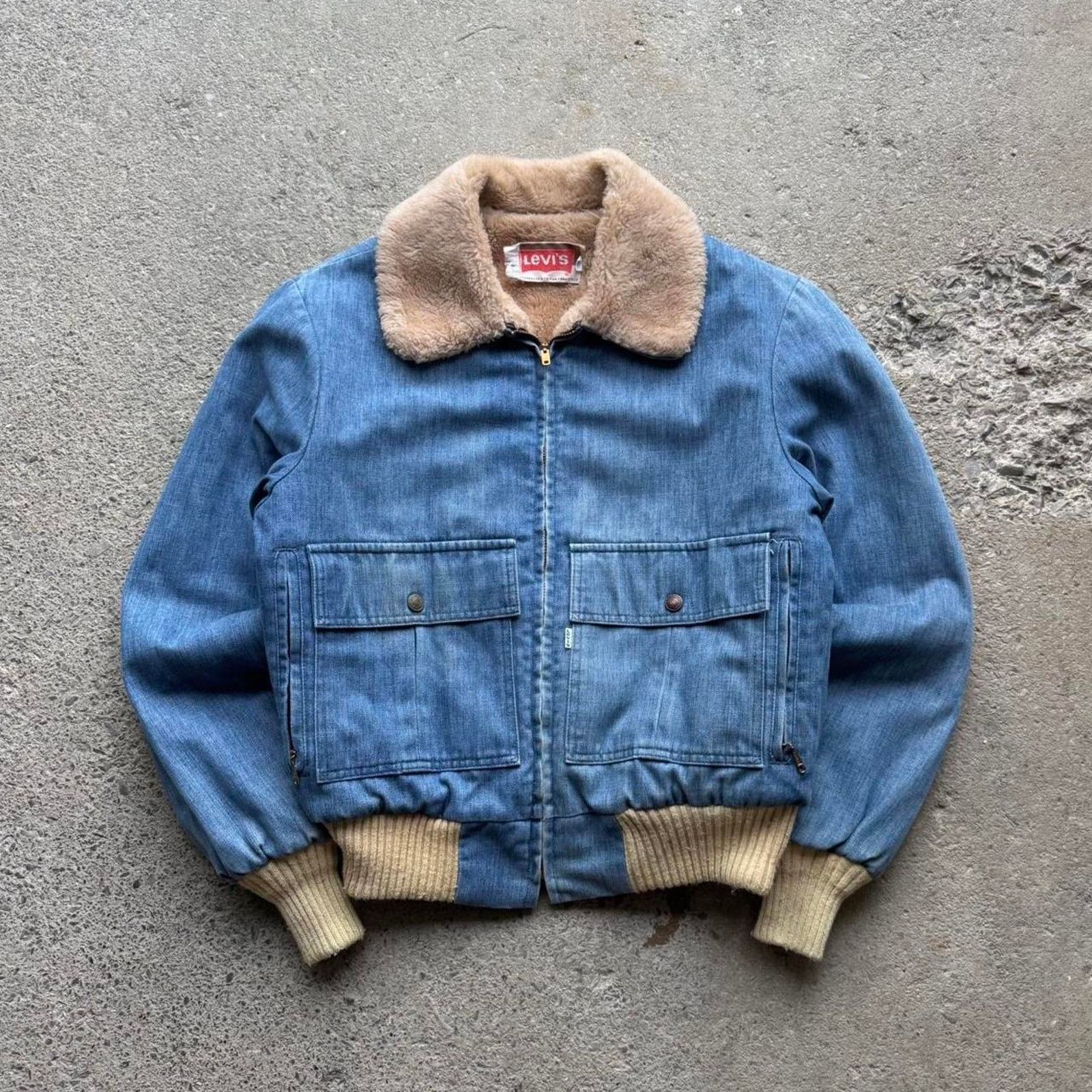 Levi's 70s Levi’s Faux Fur Lined Denim Bomber Jacket Size US S / EU 44-46 / 1 - 1 Thumbnail