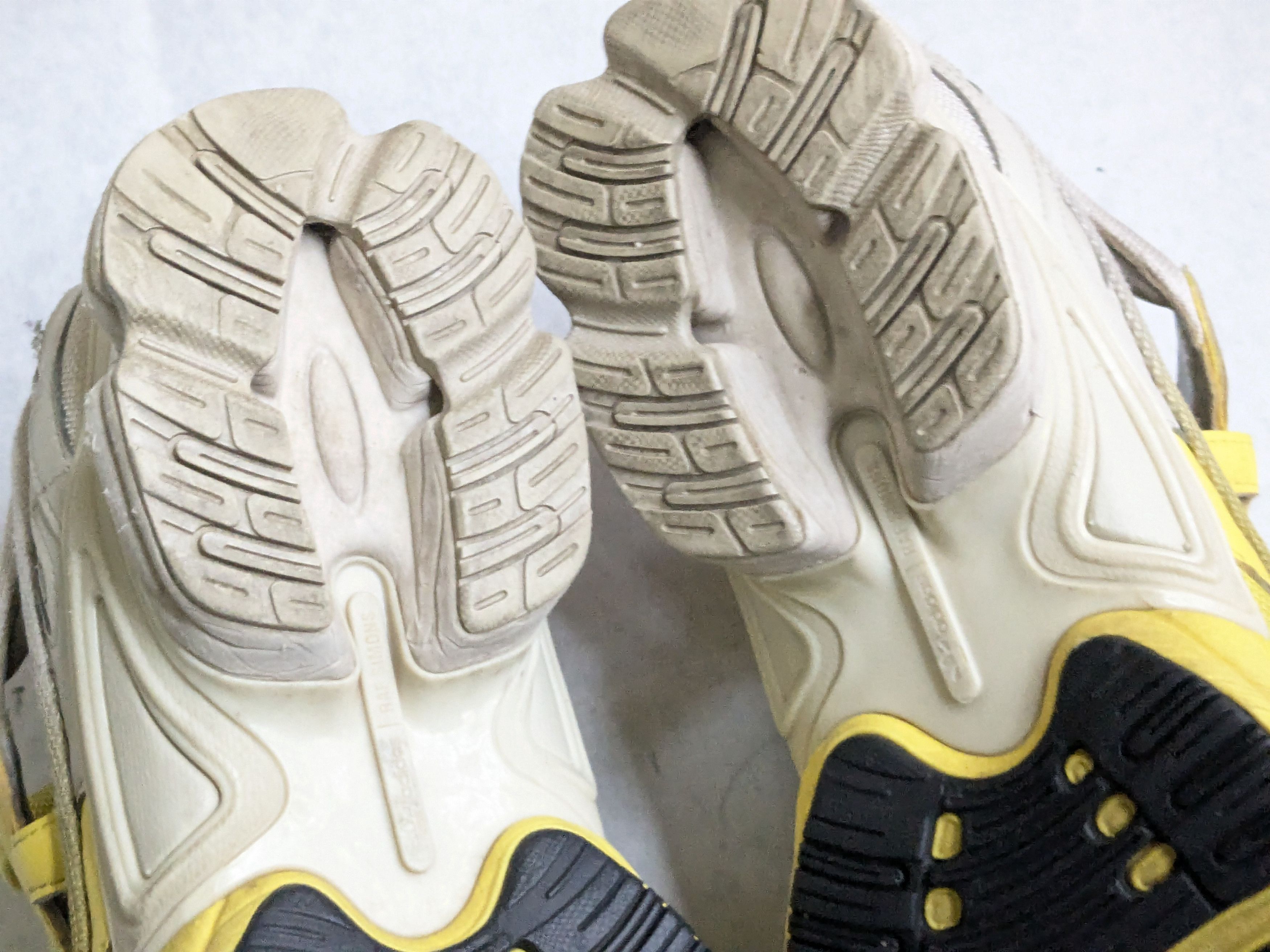Adidas × Raf Simons Adidas x Raf Simons Replicant Ozweego Yellow Black 10 Size US 10 / EU 43 - 15 Thumbnail
