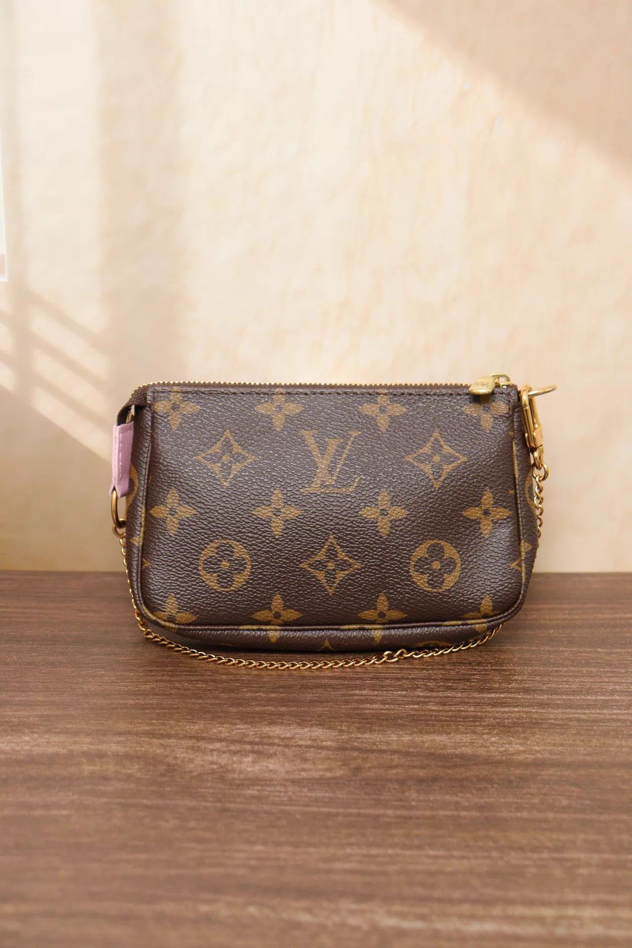 Louis Vuitton LV Cherry Blossom Cat Mahjong Bag 15x10x3 21 Size ONE SIZE - 3 Thumbnail