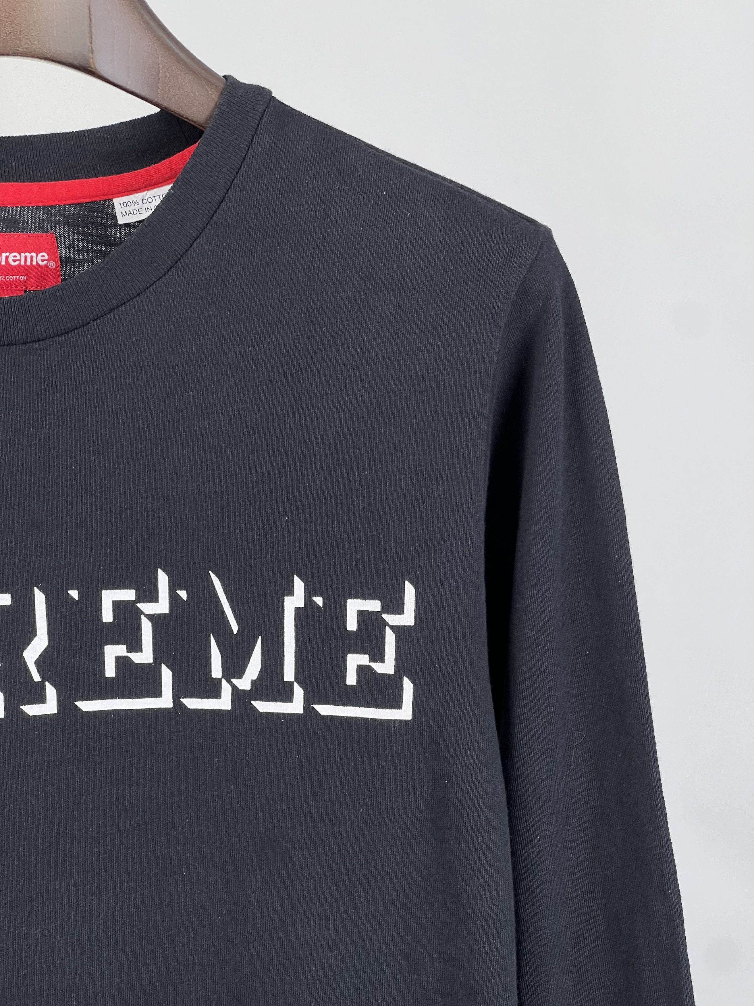 Supreme Brand New LOGO L/S Top Black Size US S / EU 44-46 / 1 - 3 Thumbnail