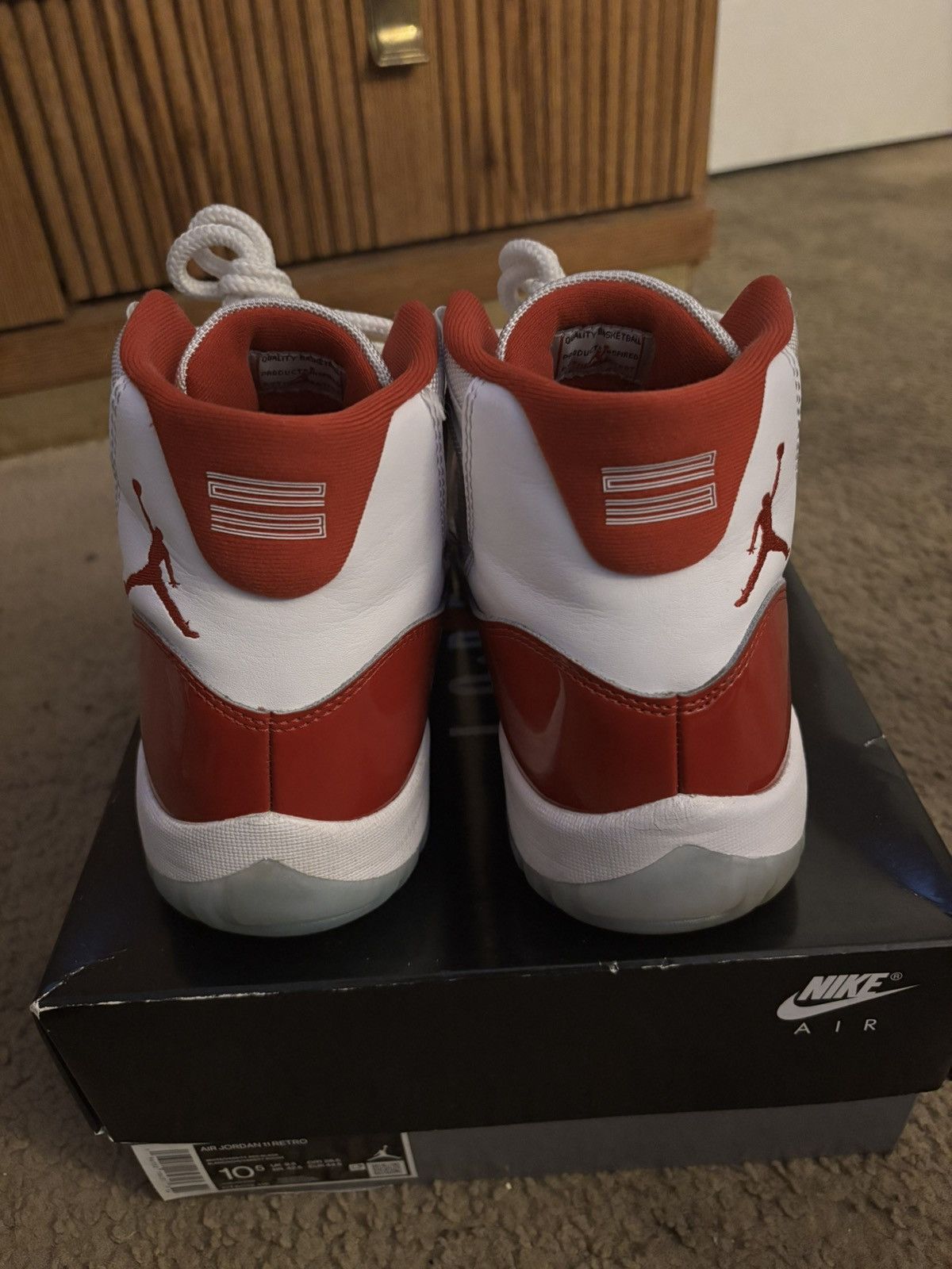 Jordan Brand Jordan 11 “Cherry 2022” Size US 10.5 / EU 43-44 - 5 Thumbnail