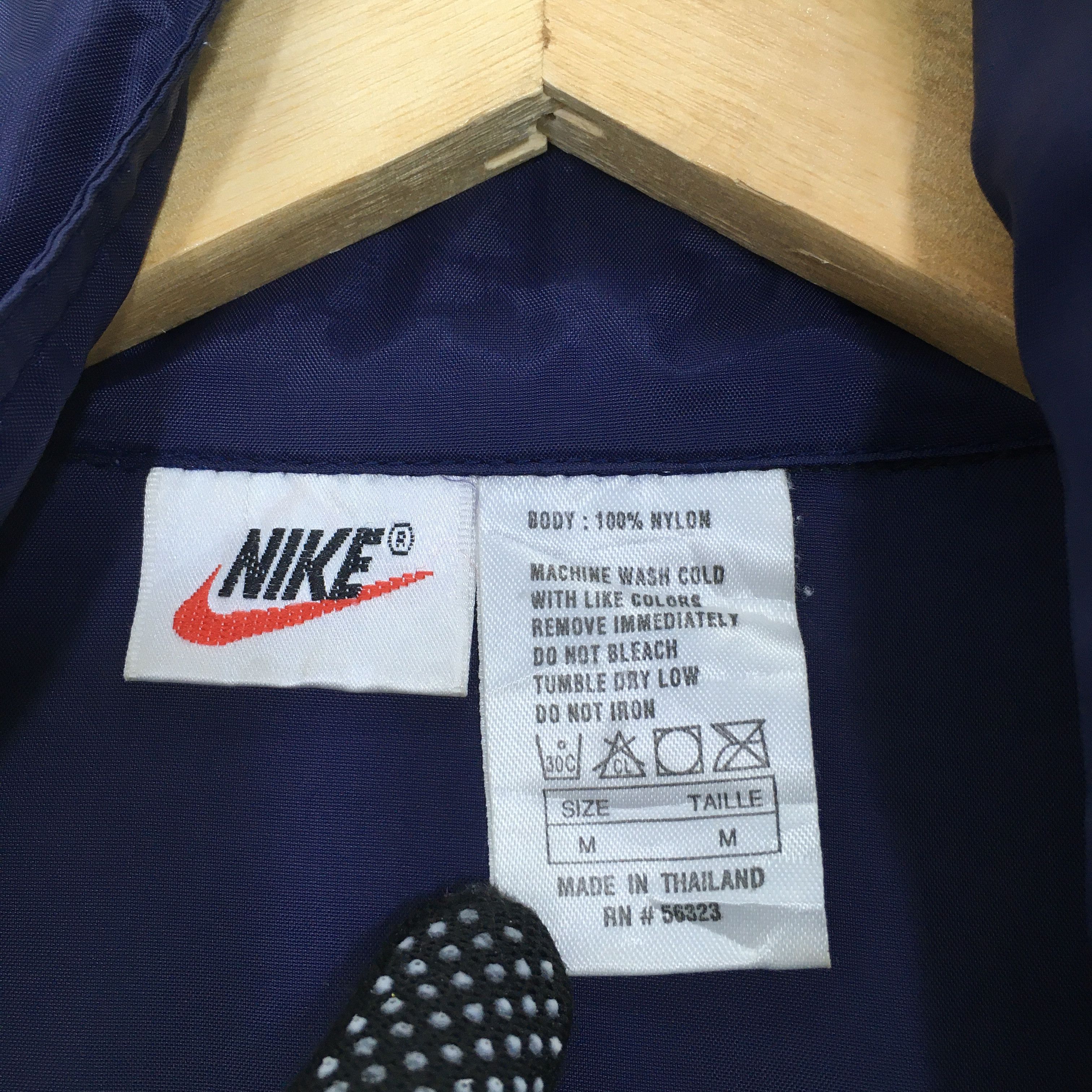 Nike × Vintage Vintage 1990s Nike Big Swoosh Windrunner Jacket Medium Size US M / EU 48-50 / 2 - 7 Thumbnail