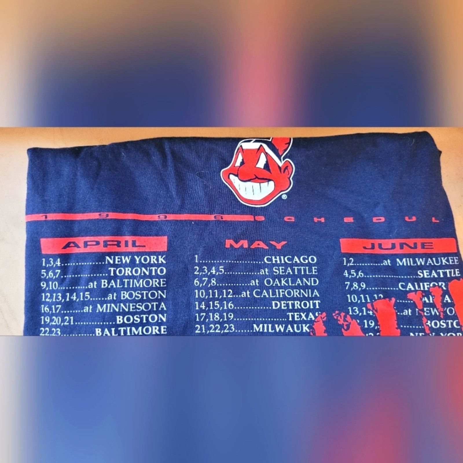 Lee Vintage 1996 Cleveland Indians "Sold Out" tshirt Size US XXL / EU 58 / 5 - 4 Thumbnail
