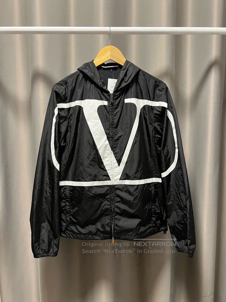 Valentino Valentino Black and white logo jacket Size US M / EU 48-50 / 2 - 1 Thumbnail