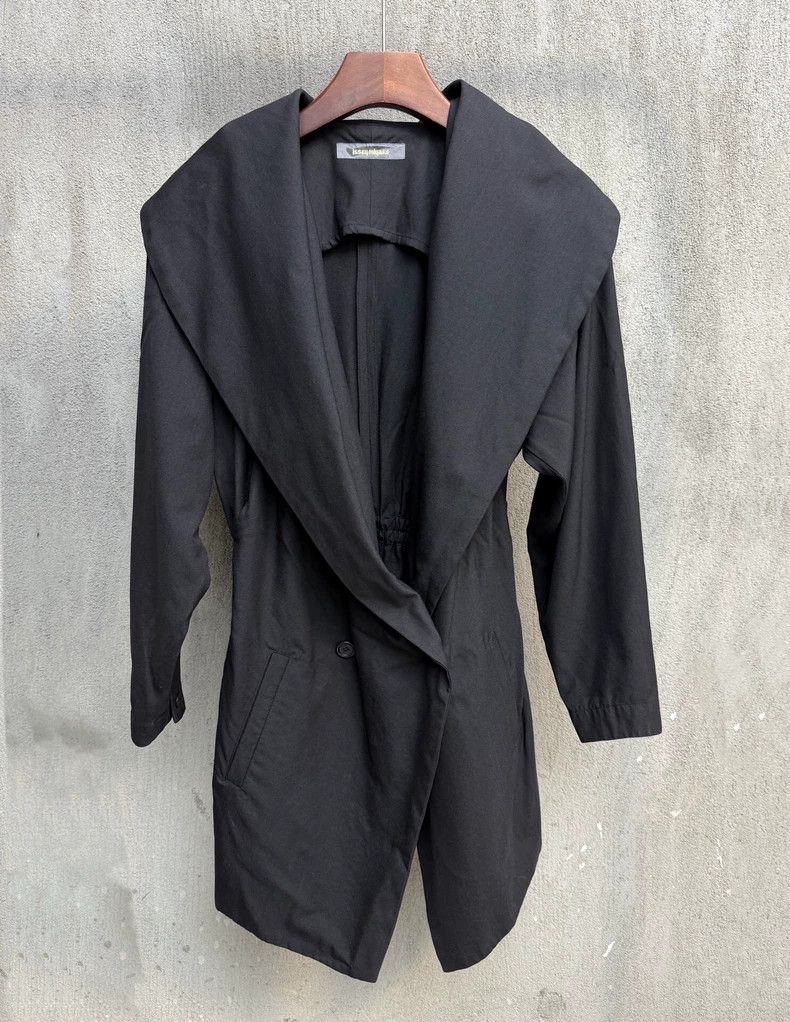 Issey Miyake Issey Miyake Lapel wool waist-cinching coat Size M / US 6-8 / IT 42-44 - 1 Thumbnail