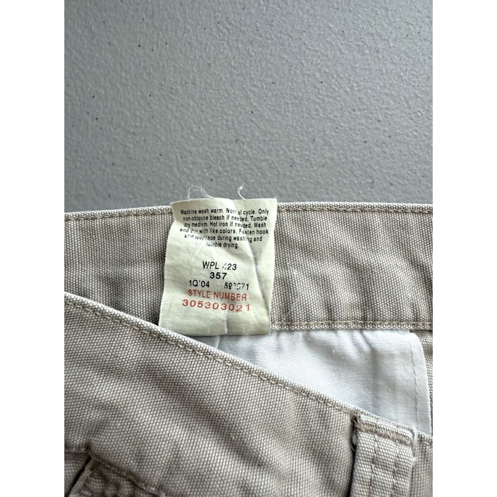 Dockers Dockers Shorts Mens 38 Beige Cargo Pockets Flat Front Relaxed Fit Hike Fish Size US 38 / EU 54 - 5 Thumbnail