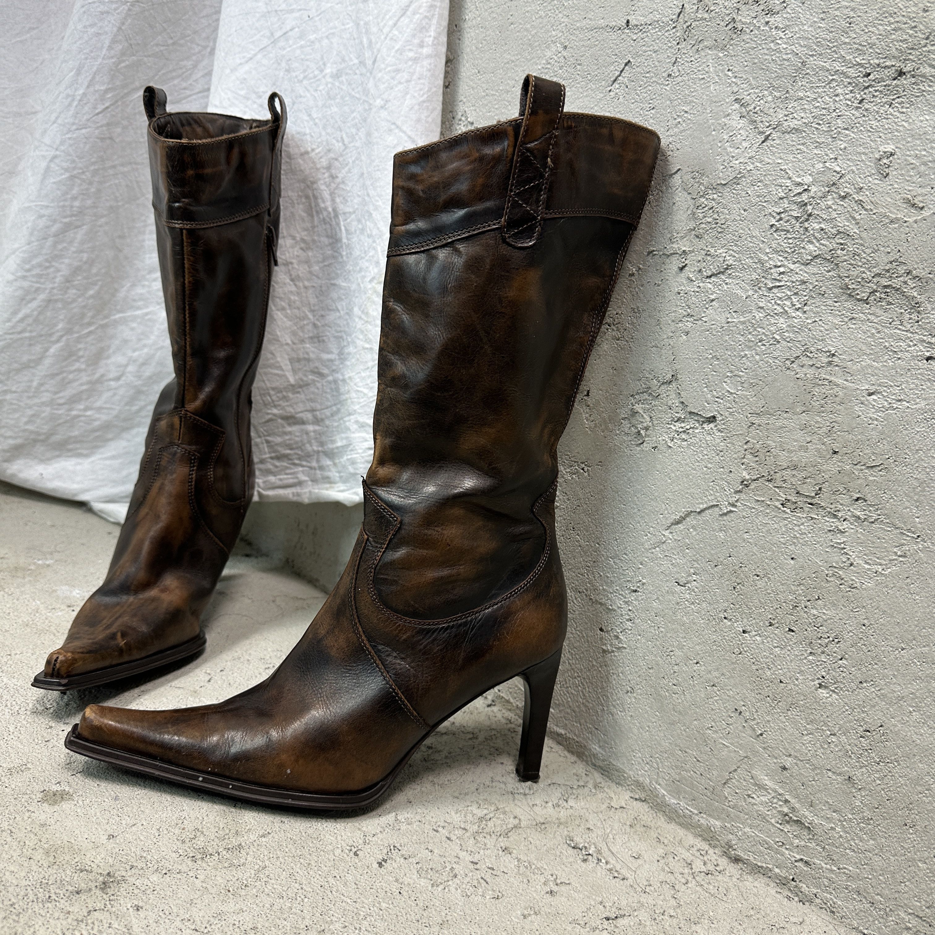 Vintage Vintage Avant Garde Leather Heels Boots Y2K Size US 8 / IT 38 - 2 Thumbnail