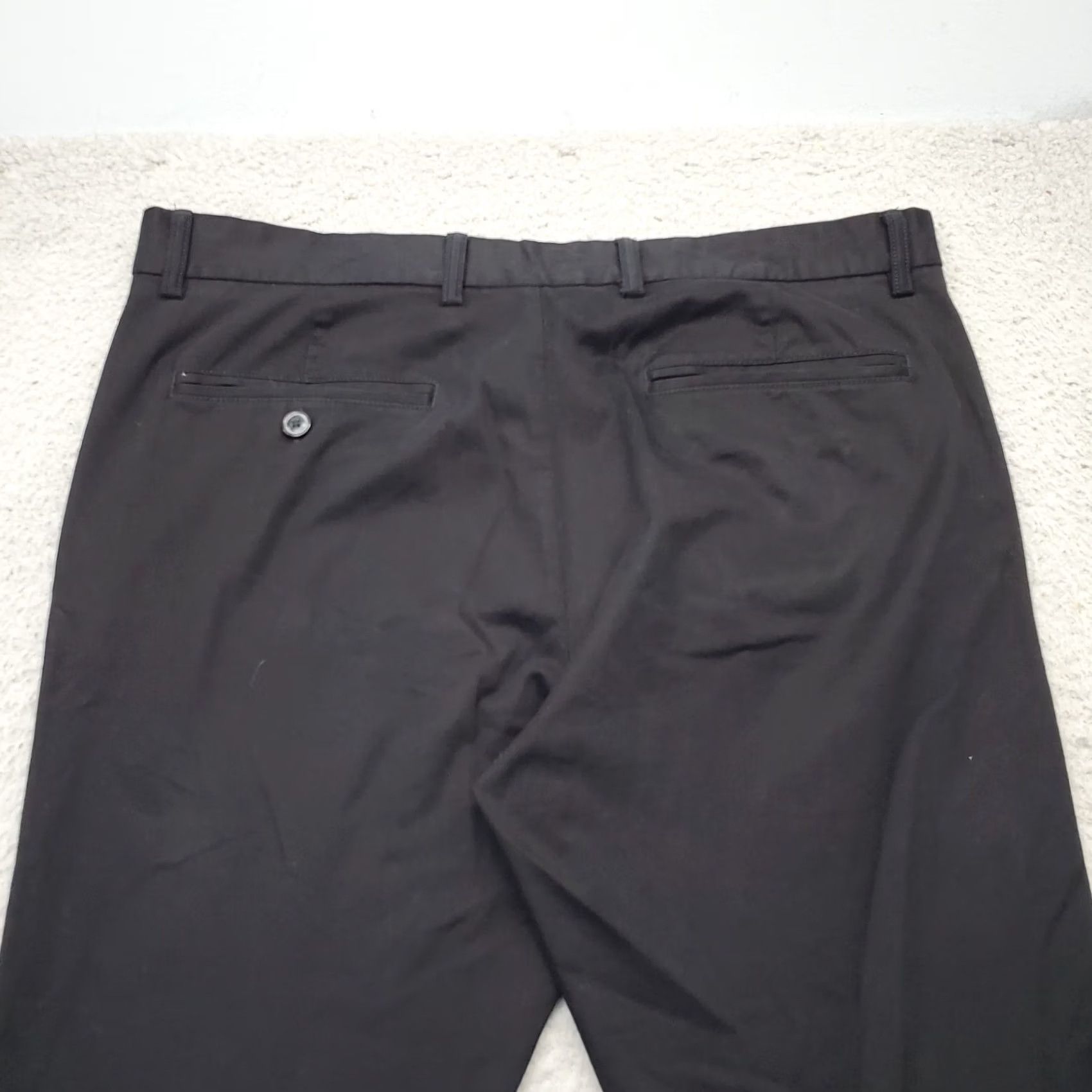 Old Navy Old Navy Chino Pants Mens Size 36/30 Black Pants Regular 36/30 Mens Boys? Size US 36 / EU 52 - 8 Thumbnail