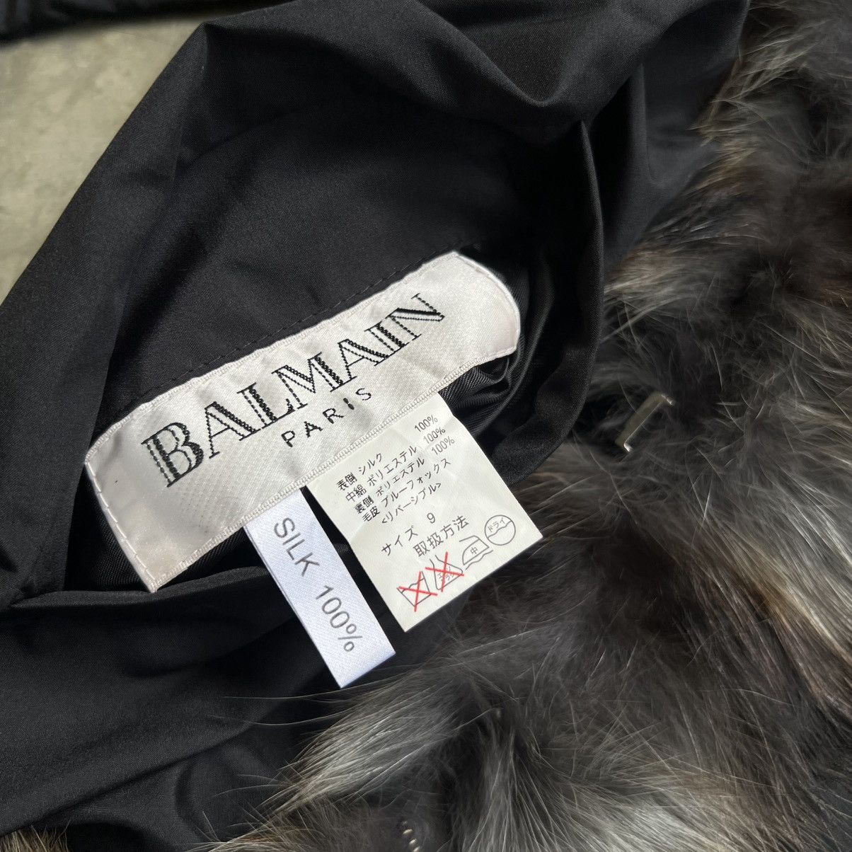 Balmain Vintage Balmain Reversible Monogram Fox Fur Silk Jacket Size US XL / EU 56 / 4 - 12 Thumbnail