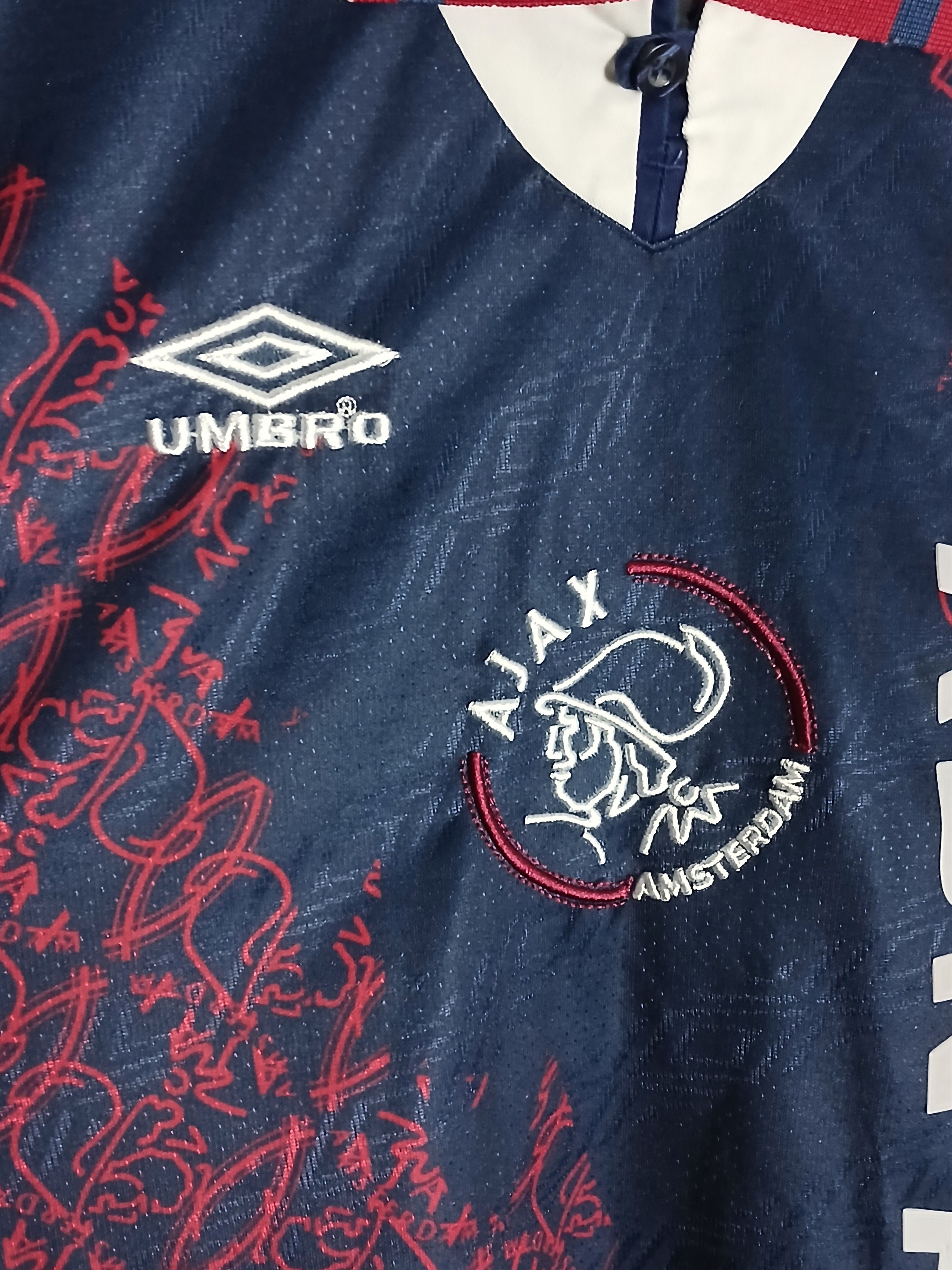 Vintage Vintage Ajax 1994/1995 Away Football Jersey T-Shirt Size US M / EU 48-50 / 2 - 3 Thumbnail