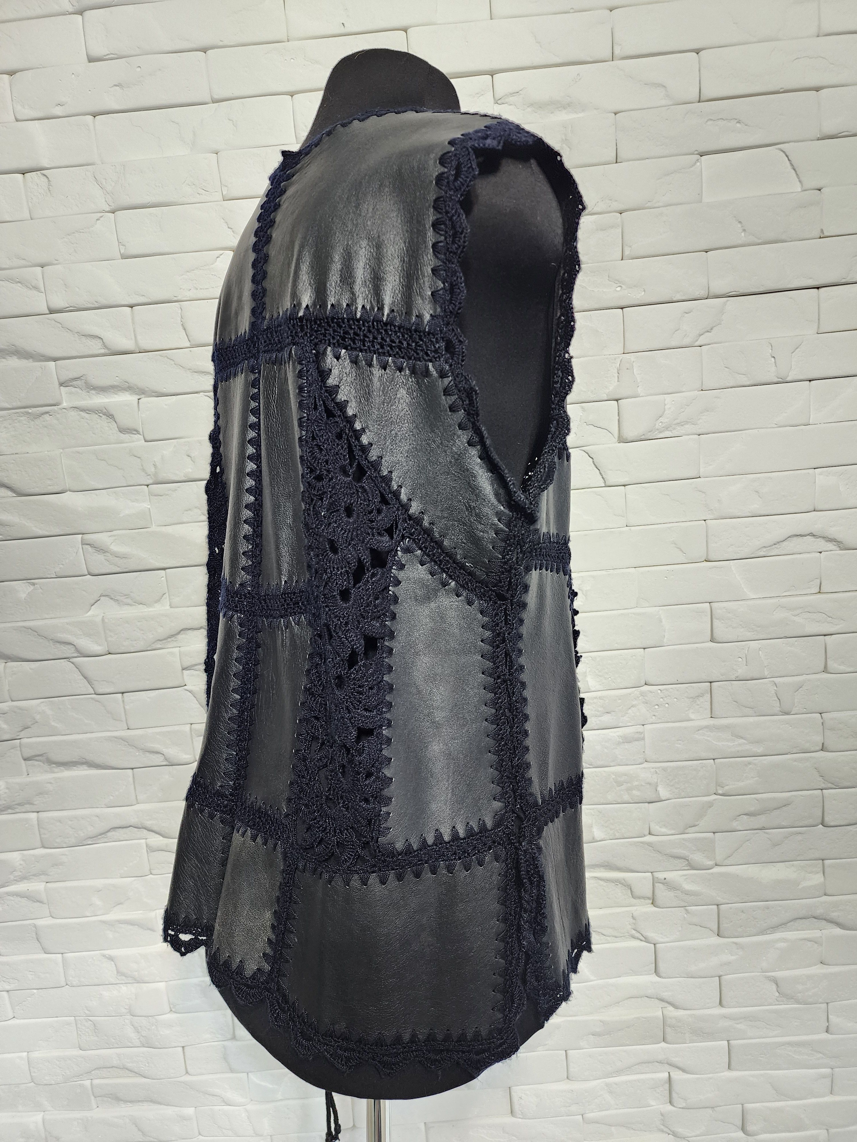 Handmade Black Leather Vest: Button-Up Lightweight Women's Vest Size XL / US 12-14 / IT 48-50 - 5 Thumbnail