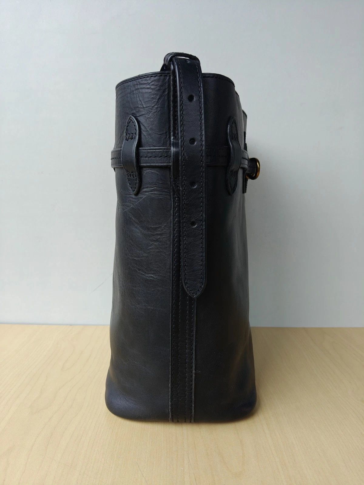 Polo Ralph Lauren Polo Ralph Lauren Bellport Leather Large Bucket Bag FTP 0010 Size ONE SIZE - 6 Thumbnail