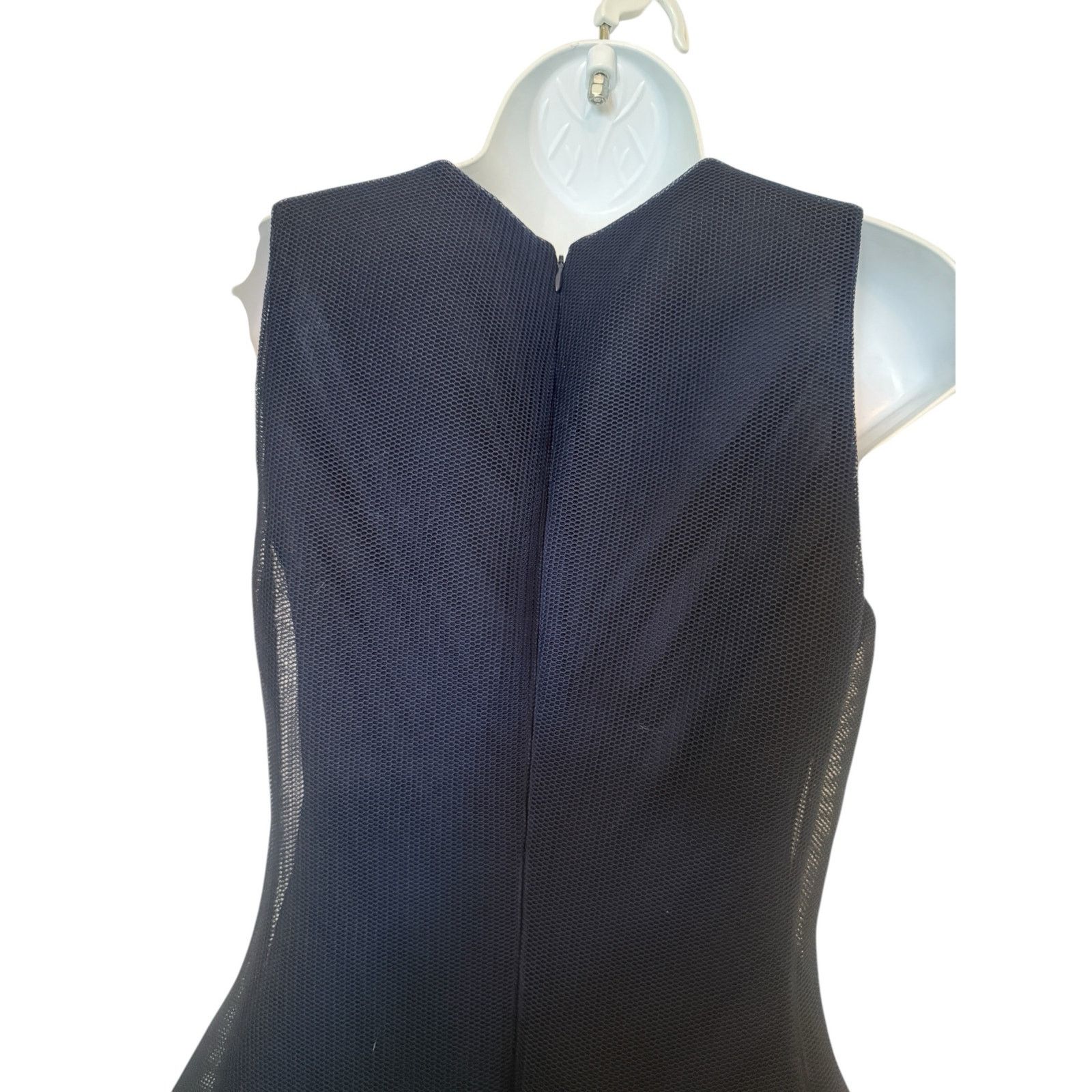 DKNY DKNY Navy Net Skirt White Embroidery Flowers/Leaves Dress 6 Size S / US 4 / IT 40 - 8 Thumbnail