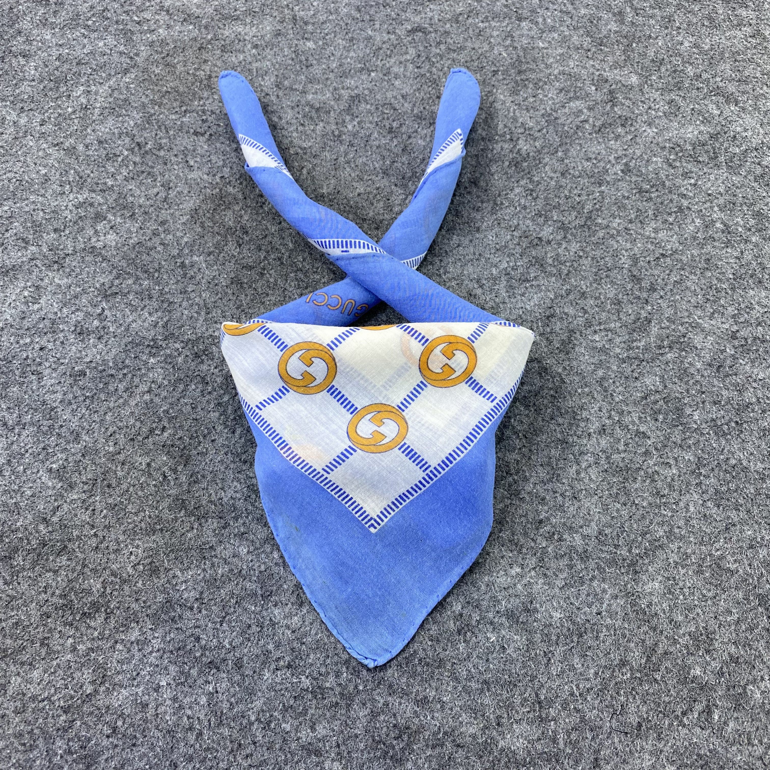 Vintage Gucci Handkerchief Neckerchief Bandana-B1830 Size ONE SIZE - 2 Thumbnail