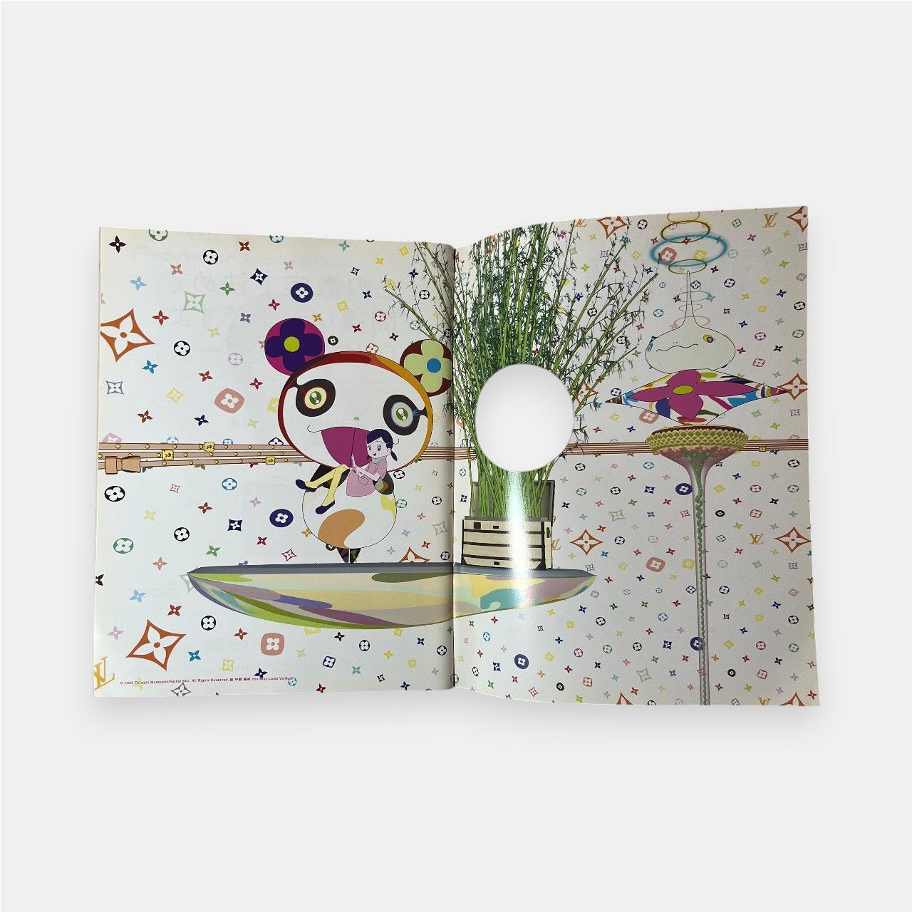 Louis Vuitton × Takashi Murakami Invitation Magazine Louis Vuitton x Takashi Murakami, 2003 Size ONE SIZE - 2 Thumbnail
