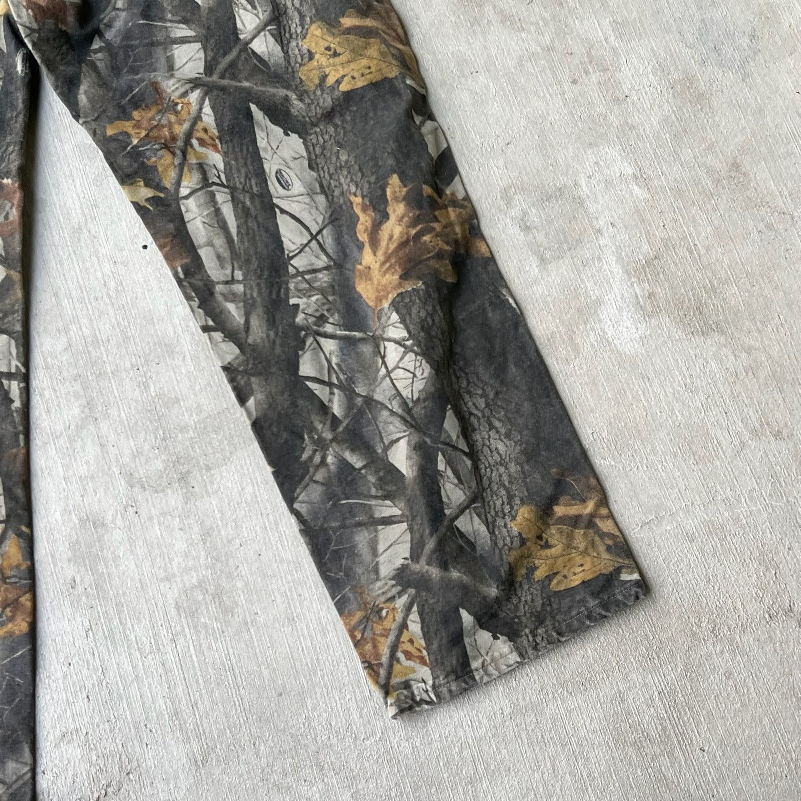 Carhartt × Vintage Carhartt realtree camo work wear carpenter pants Size US 43 - 8 Thumbnail