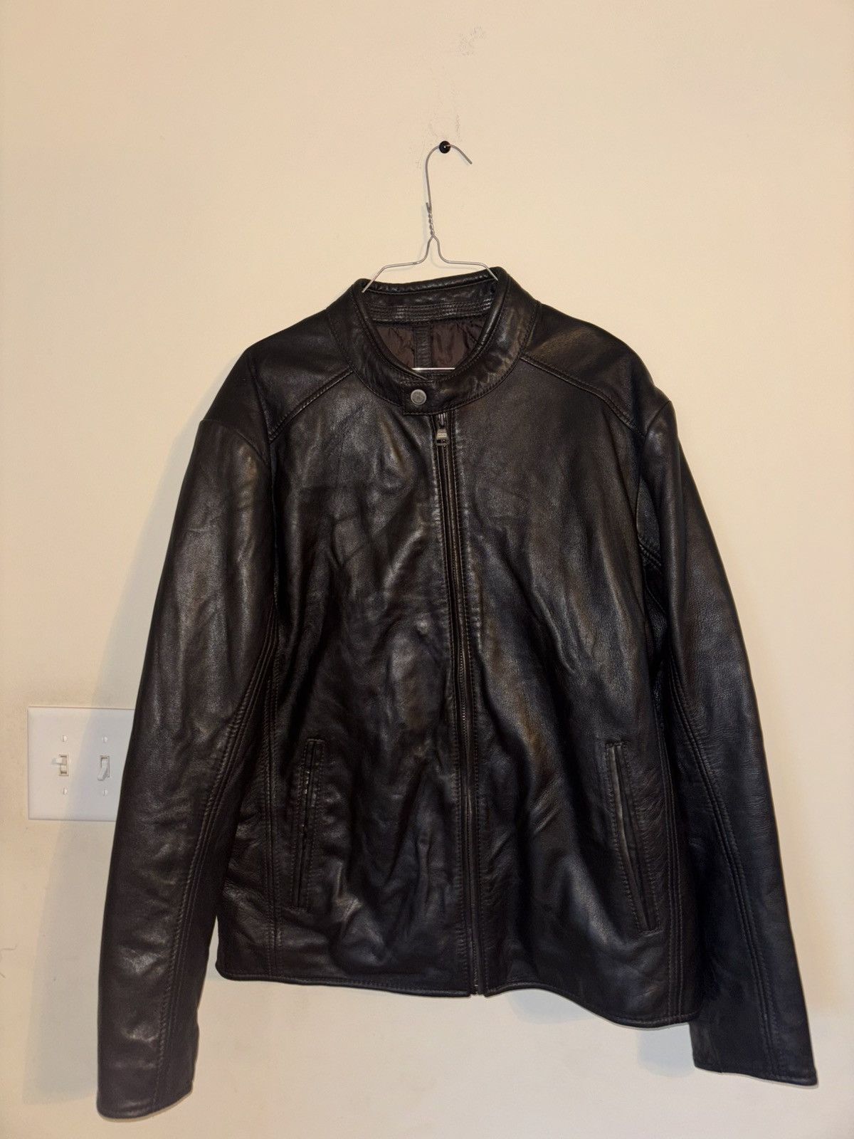 Other Andrew Marc Large Leather Jacket Size US L / EU 52-54 / 3 - 1 Thumbnail