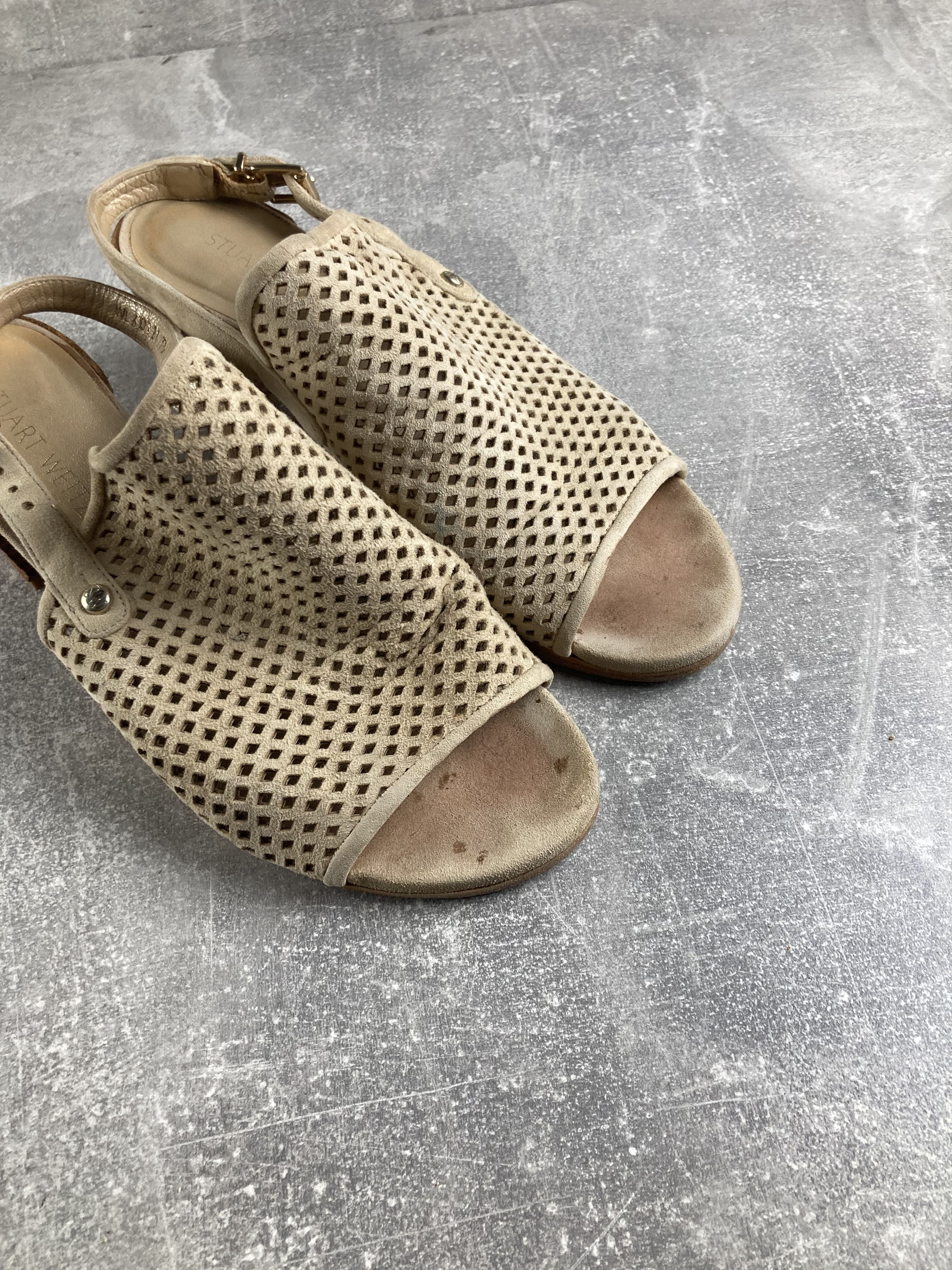 Stuart Weitzman stuart Weitzman popular beach suede/lesther heel sandals Size US 7.5 / IT 37.5 - 11 Thumbnail