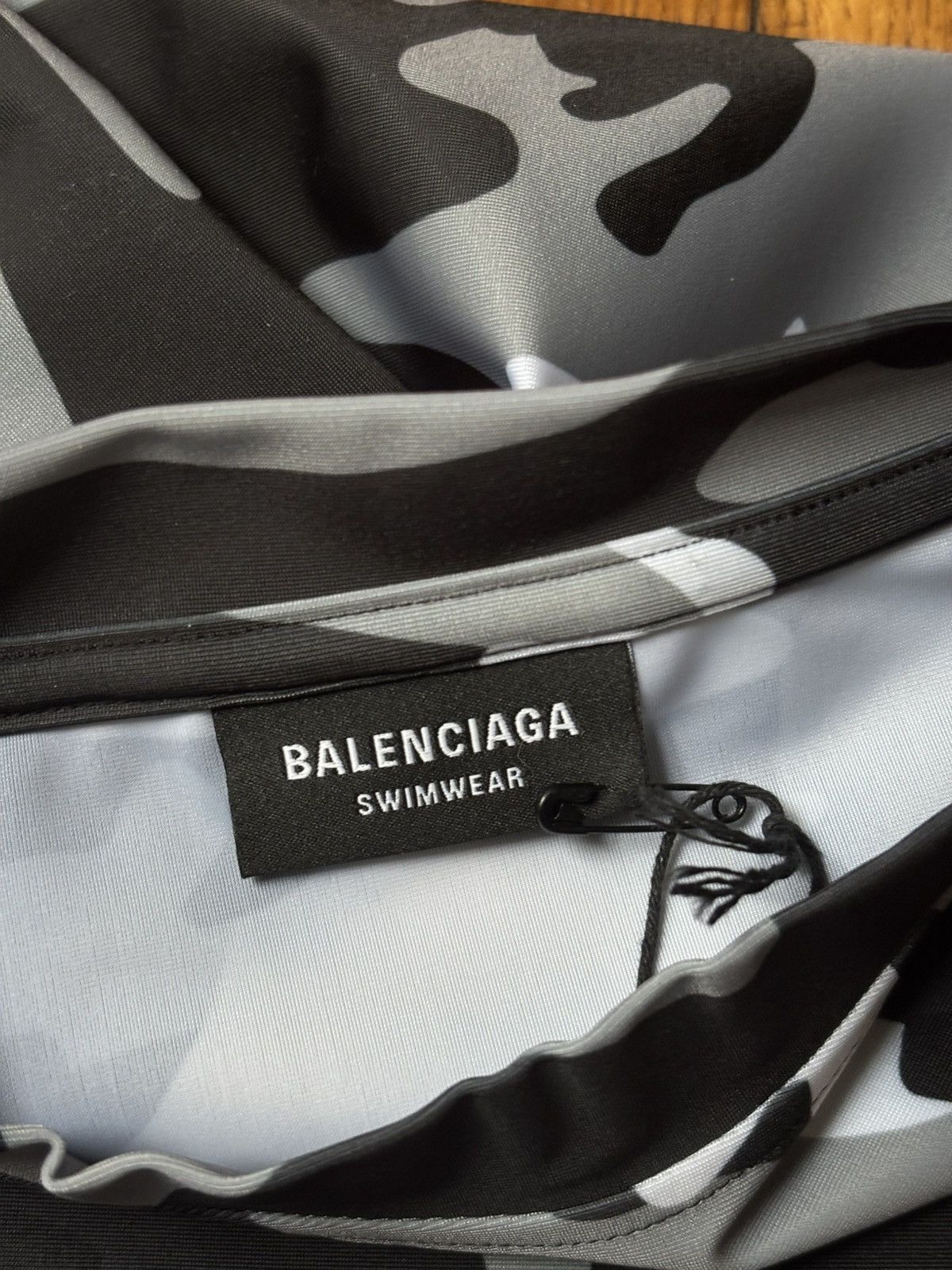 Balenciaga Swim T-Shirt Camo Print Size US XS / EU 42 / 0 - 4 Thumbnail