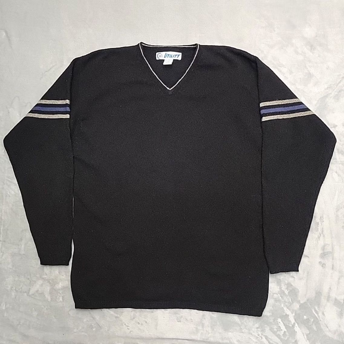 Vintage VINTAGE Utility Sweater Mens 2XL Black 80% Lambswool Classic V-neck Retro Size US XXL / EU 58 / 5 - 2 Thumbnail