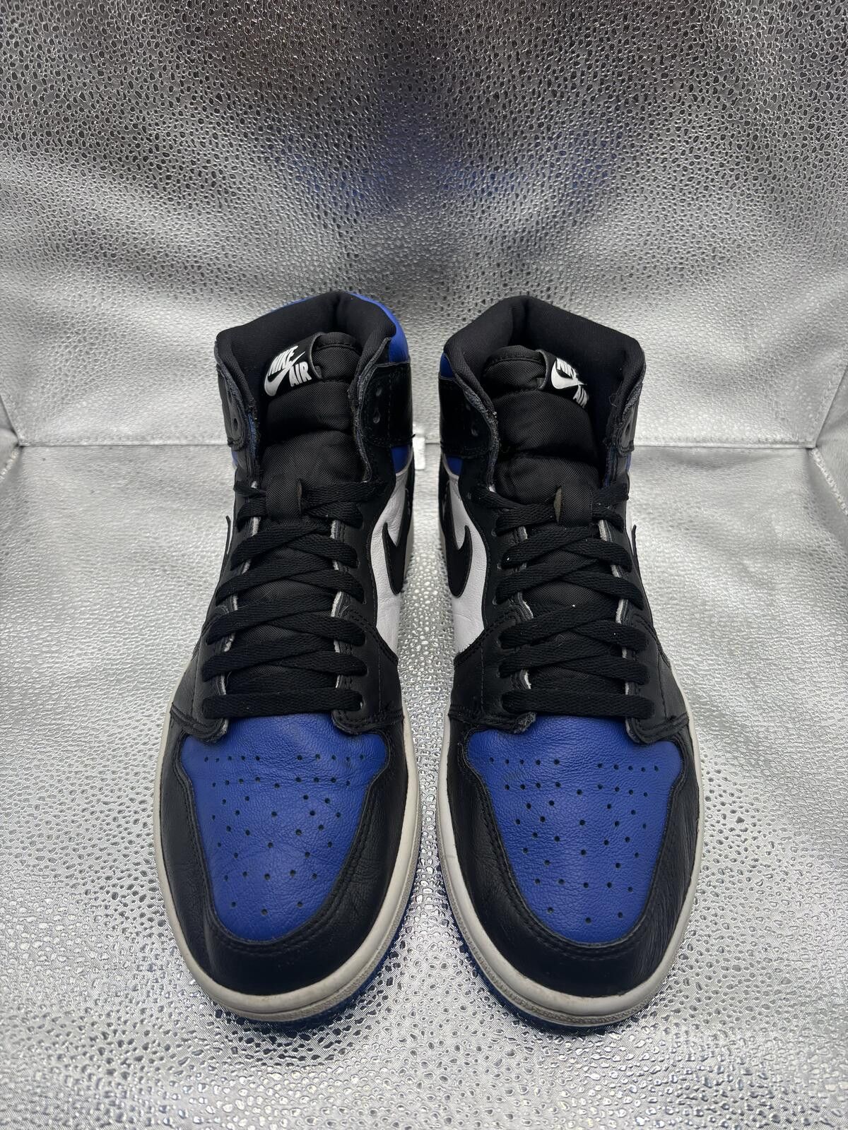 Jordan Brand Air Jordan 1 high royal toe Size US 9.5 / EU 42-43 - 2 Thumbnail