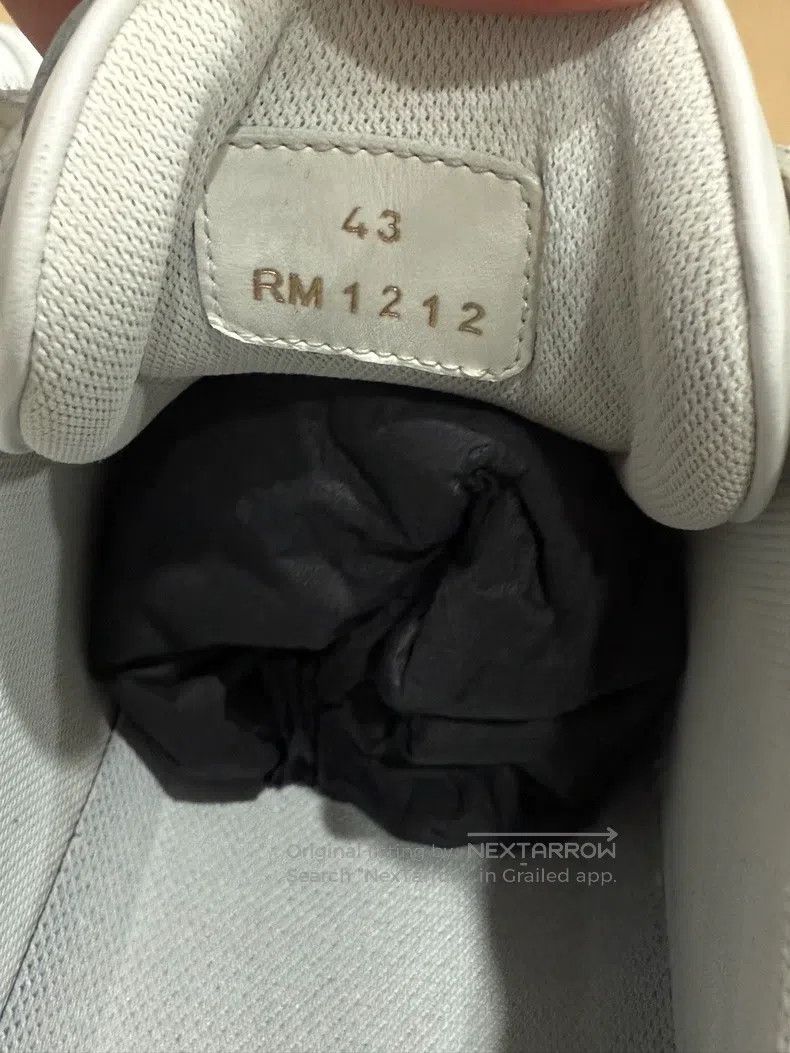 Celine CELINE Xiaobaixie size 43 Size US 10 / EU 43 - 9 Thumbnail