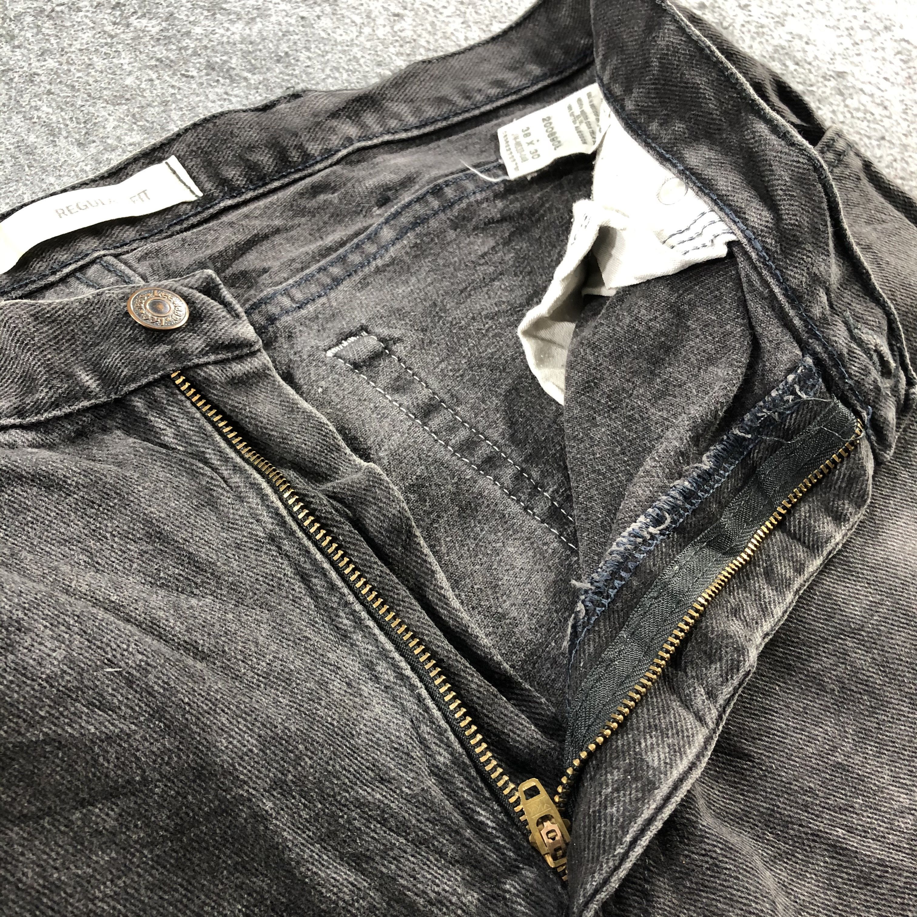 Lee × Vintage Vintage Faded Black Lee Jeans-J2583 Size US 37 - 9 Thumbnail
