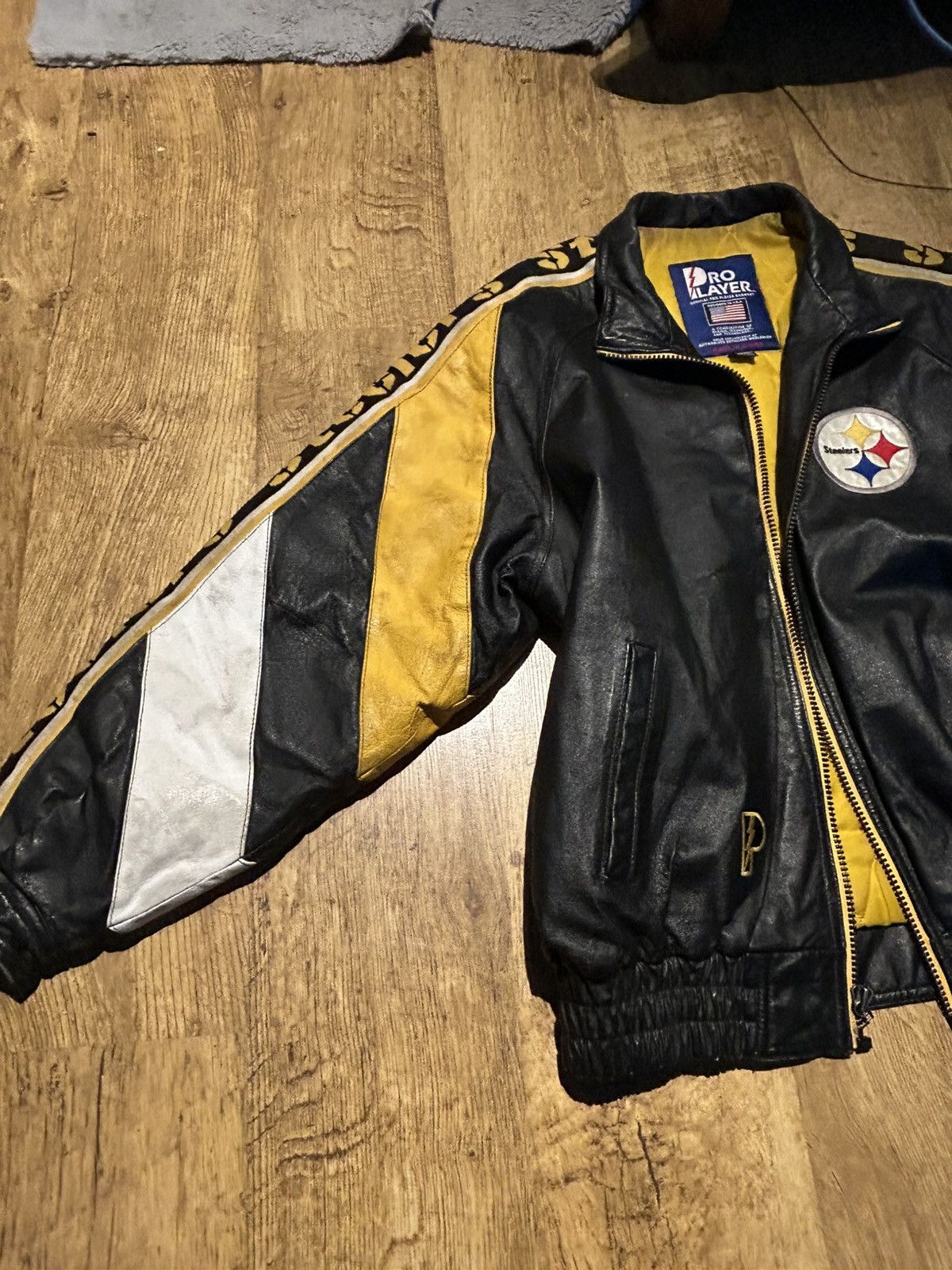 Pro Player Vintage Pittsburgh Steelers Leather Jacket by Pro Player NFL Size US L / EU 52-54 / 3 - 18 Thumbnail
