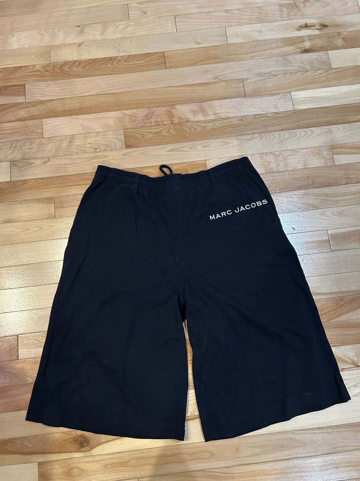 Marc Jacobs Marc Jacobs Sweatshorts Size US 32 / EU 48 - 1 Thumbnail