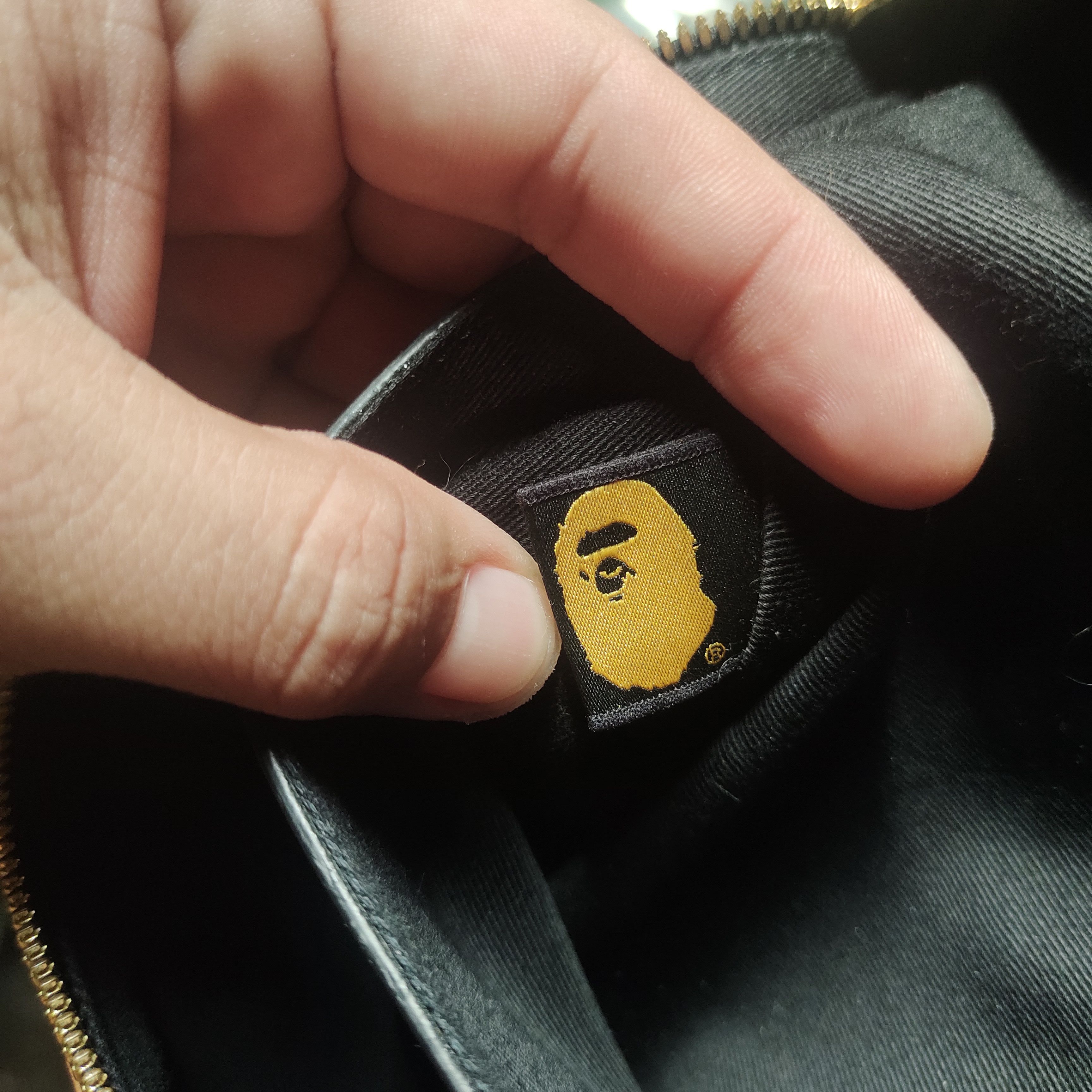 Bape × MCM MCM X BAPE BELT BAG VISETOS CAMO Size ONE SIZE - 9 Thumbnail