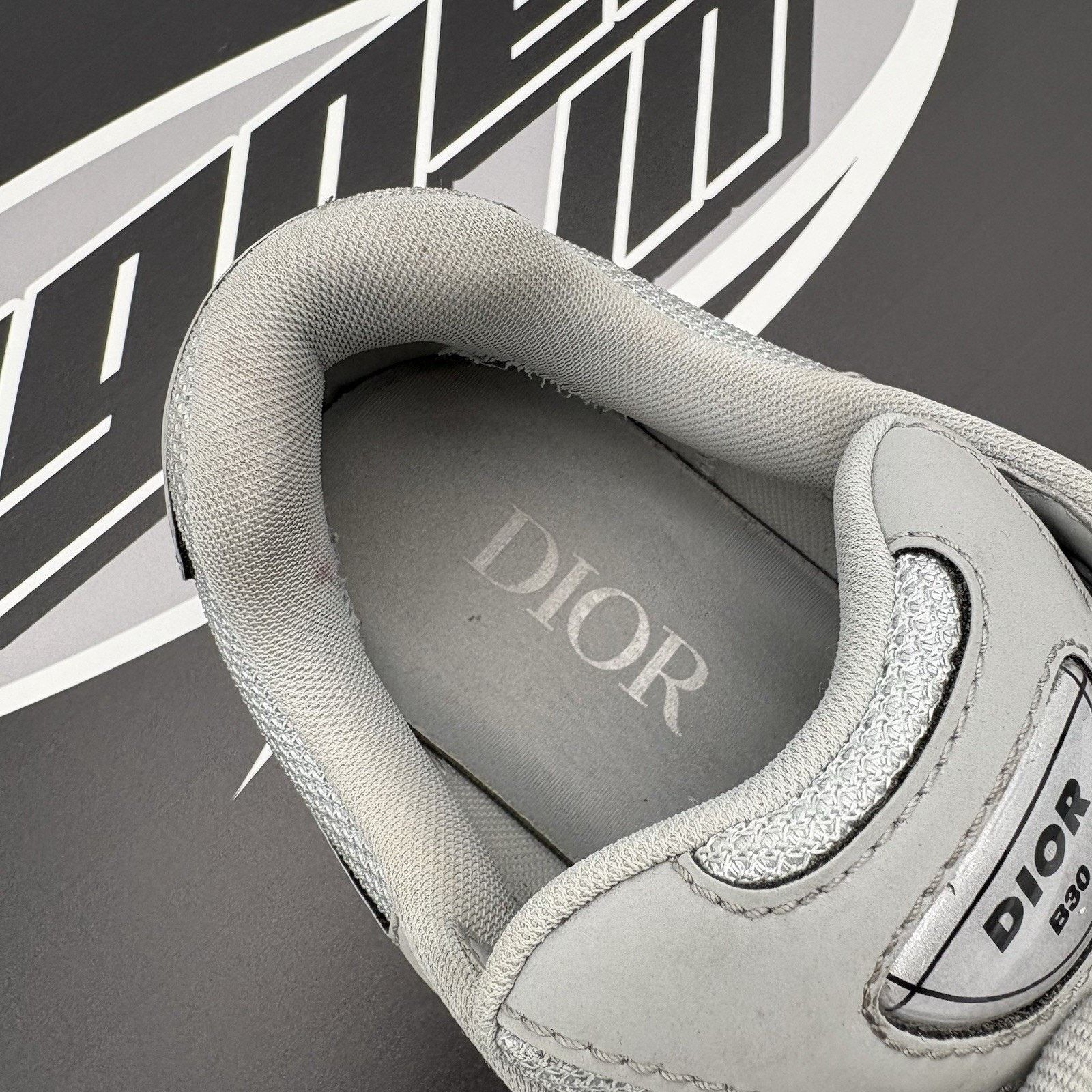 Dior B30 Reflective Sneaker ' Gray ' GREAT CONDITION!