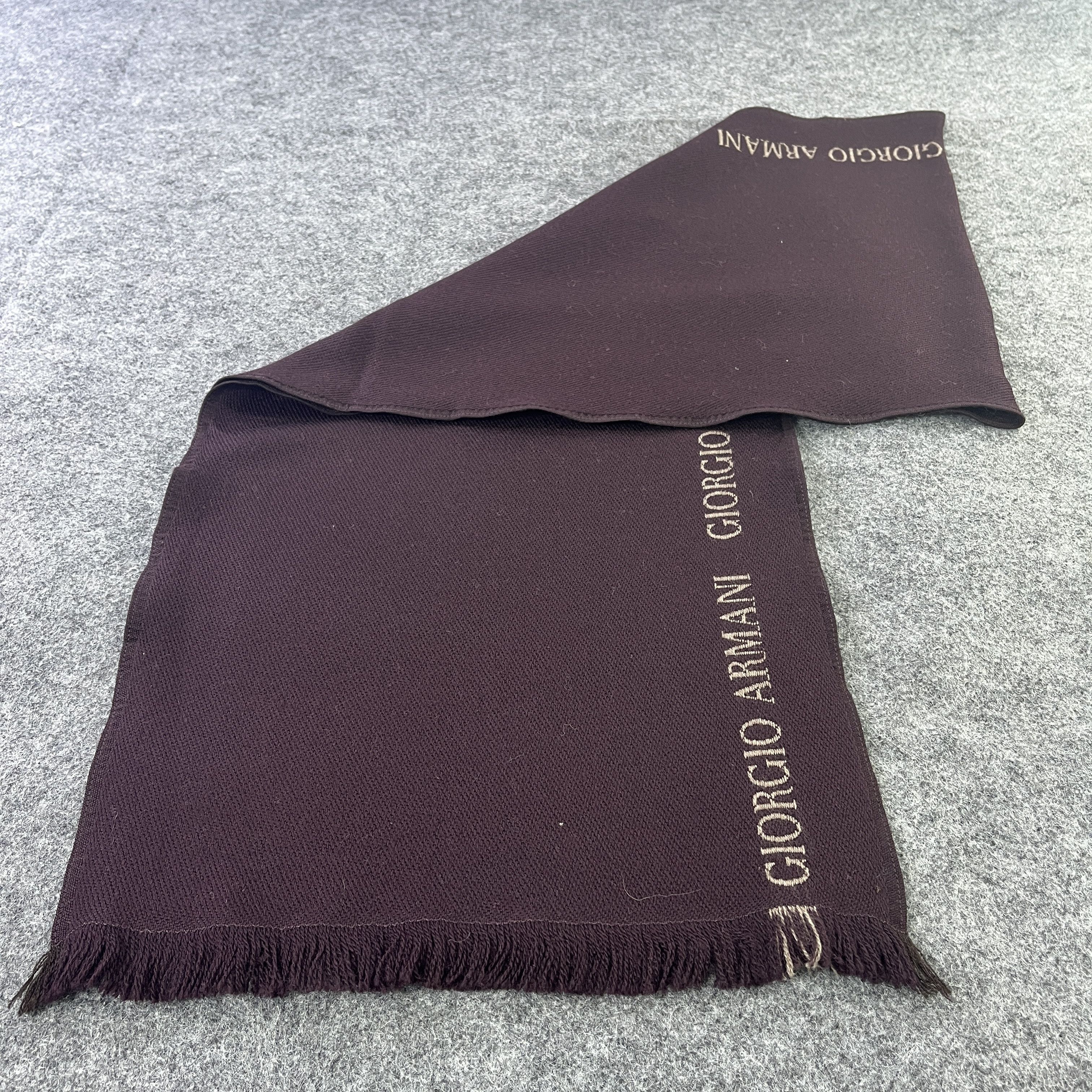 Giorgio Armani Giorgio Armani Scarf / Muffler / Neckwear T795 Size ONE SIZE - 4 Thumbnail