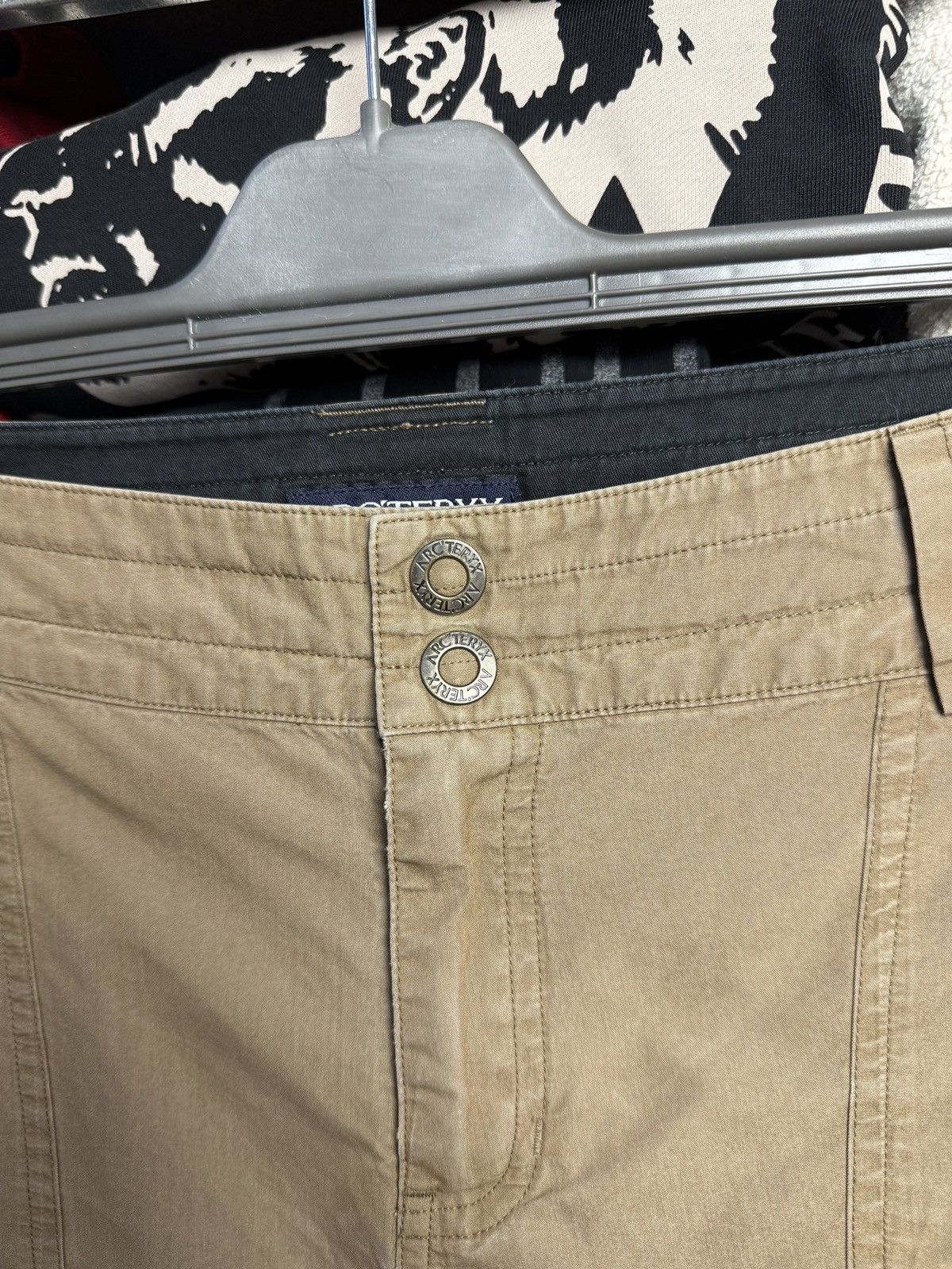 Arc'teryx Vintage Arcteryx Cargo Pants Size 10(M) Women’s Size 32" / US 10 / IT 46 - 4 Thumbnail