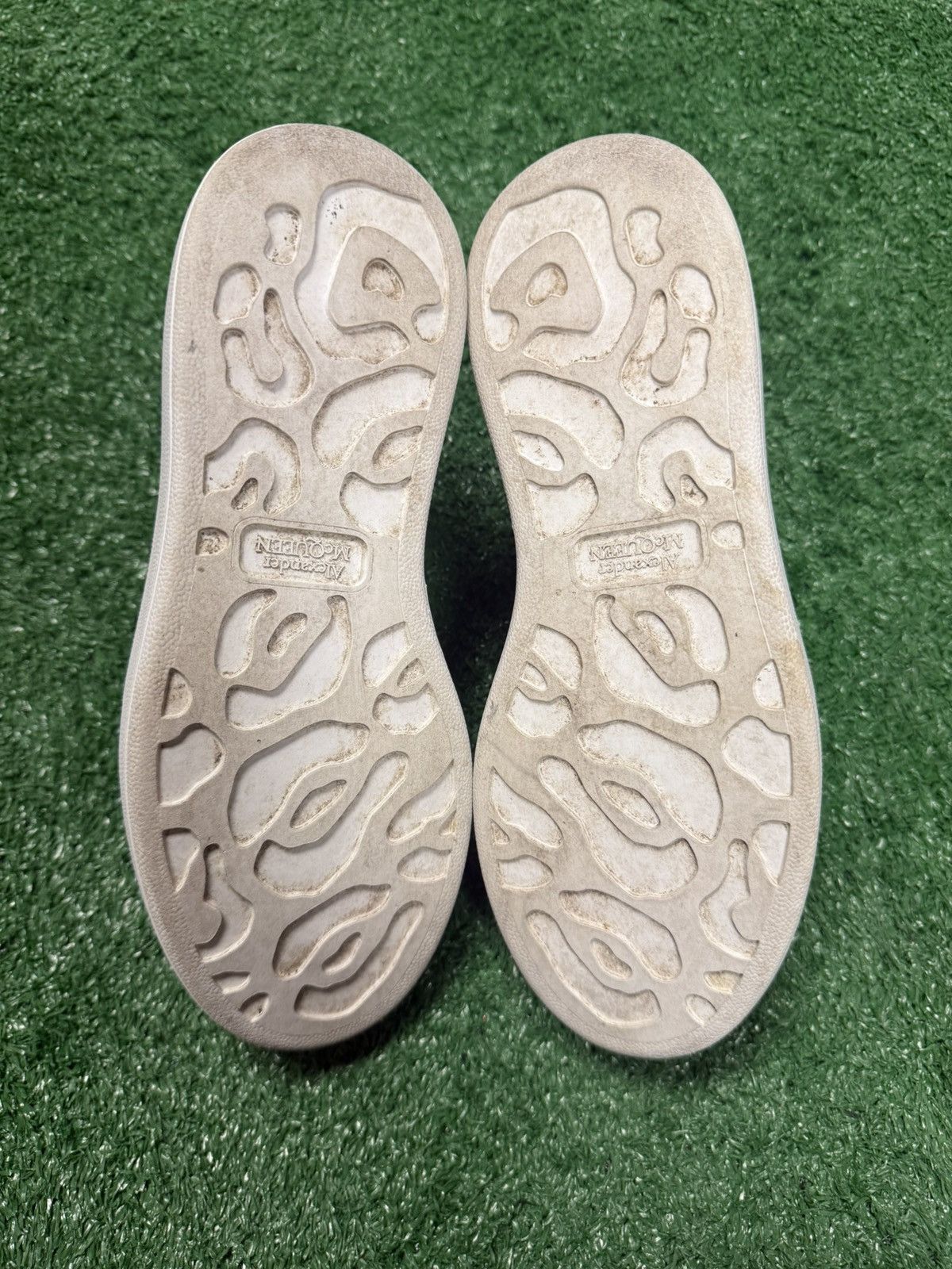 Alexander McQueen Alexander mcqueen shoes sz 5 Size US 5 / IT 35 - 2 Thumbnail