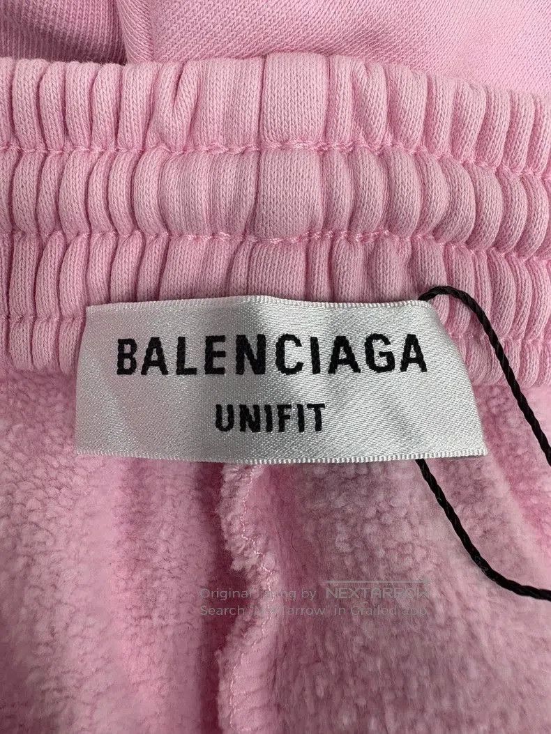 Balenciaga Balenciaga Shanghai Limited Pink Logo Shorts. Size US 31 - 4 Thumbnail