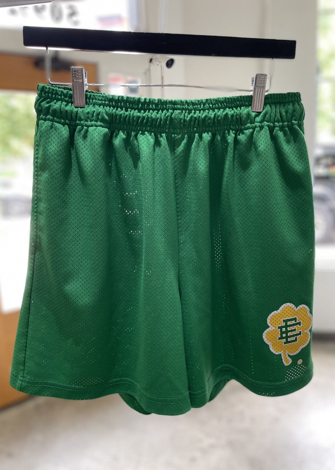Eric Emanuel Eric Emanuel EE Clover Short Size US 40 / EU 56 - 3 Thumbnail