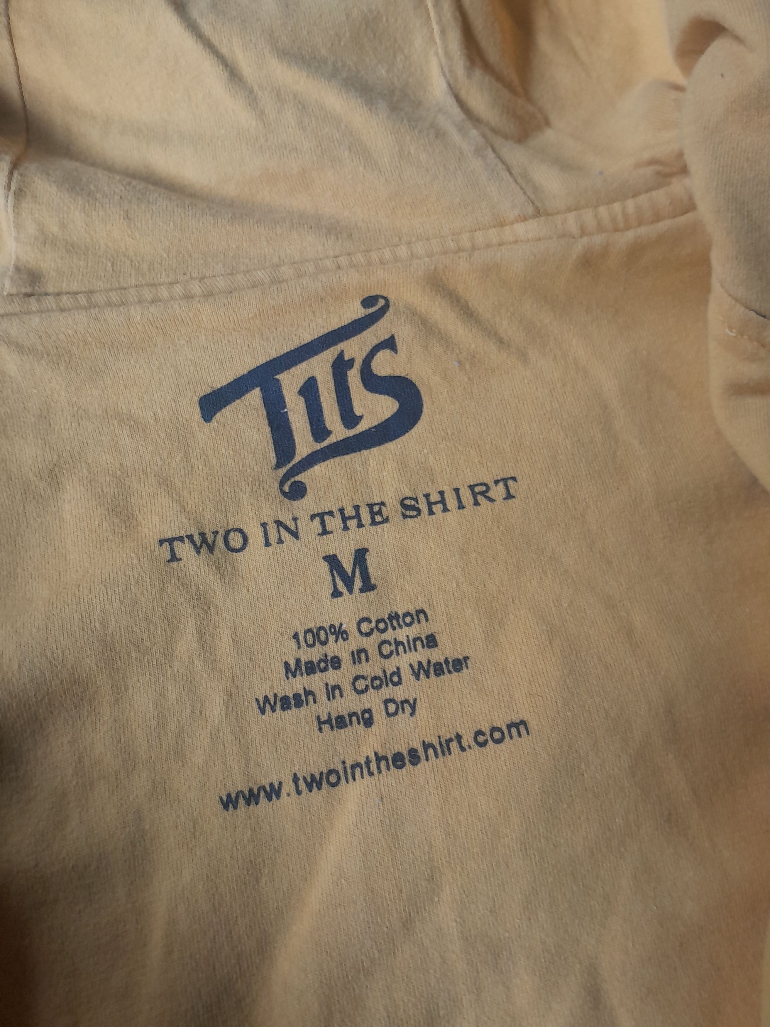 Two In The Shirt × Vintage Tits Greedy Zip Hood Size US M / EU 48-50 / 2 - 3 Thumbnail