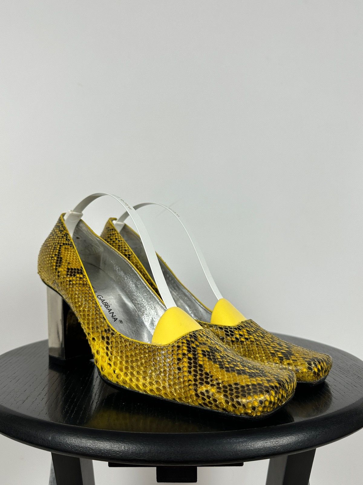 Dolce & Gabbana Vintage Dolce & Gabbana Snakeskin Block Heel Pumps Size US 6 / IT 36 - 11 Thumbnail